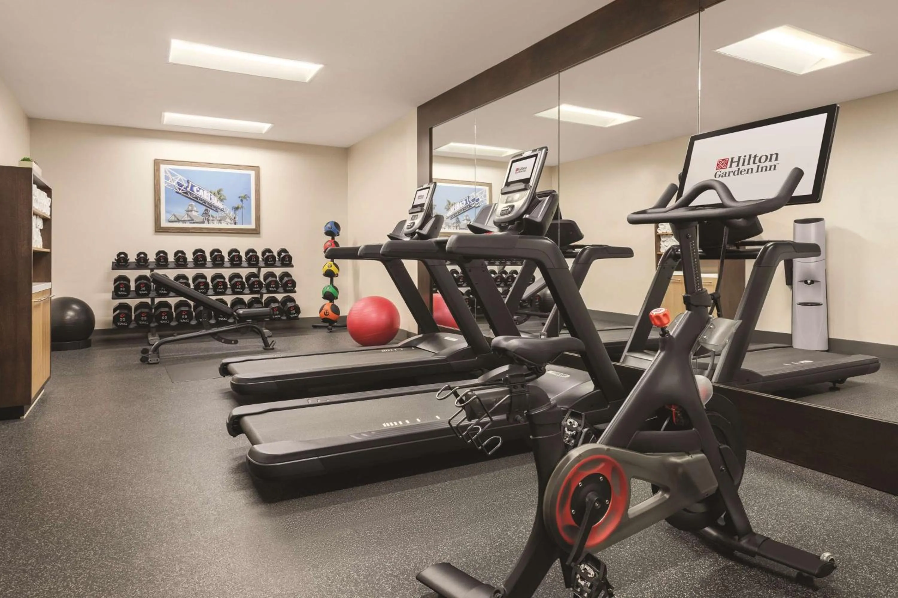 Fitness centre/facilities in Hilton Garden Inn Carlsbad Beach