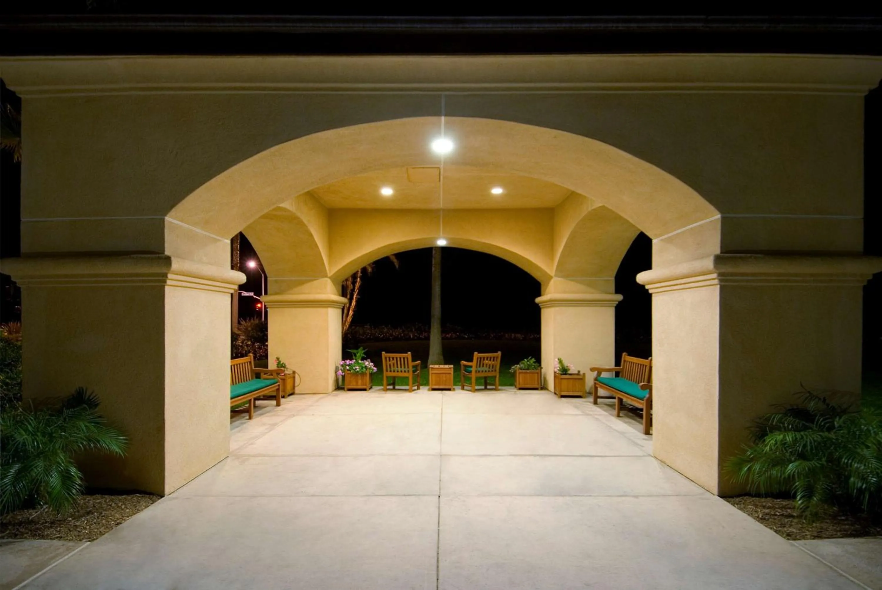 Patio in Hilton Garden Inn Carlsbad Beach