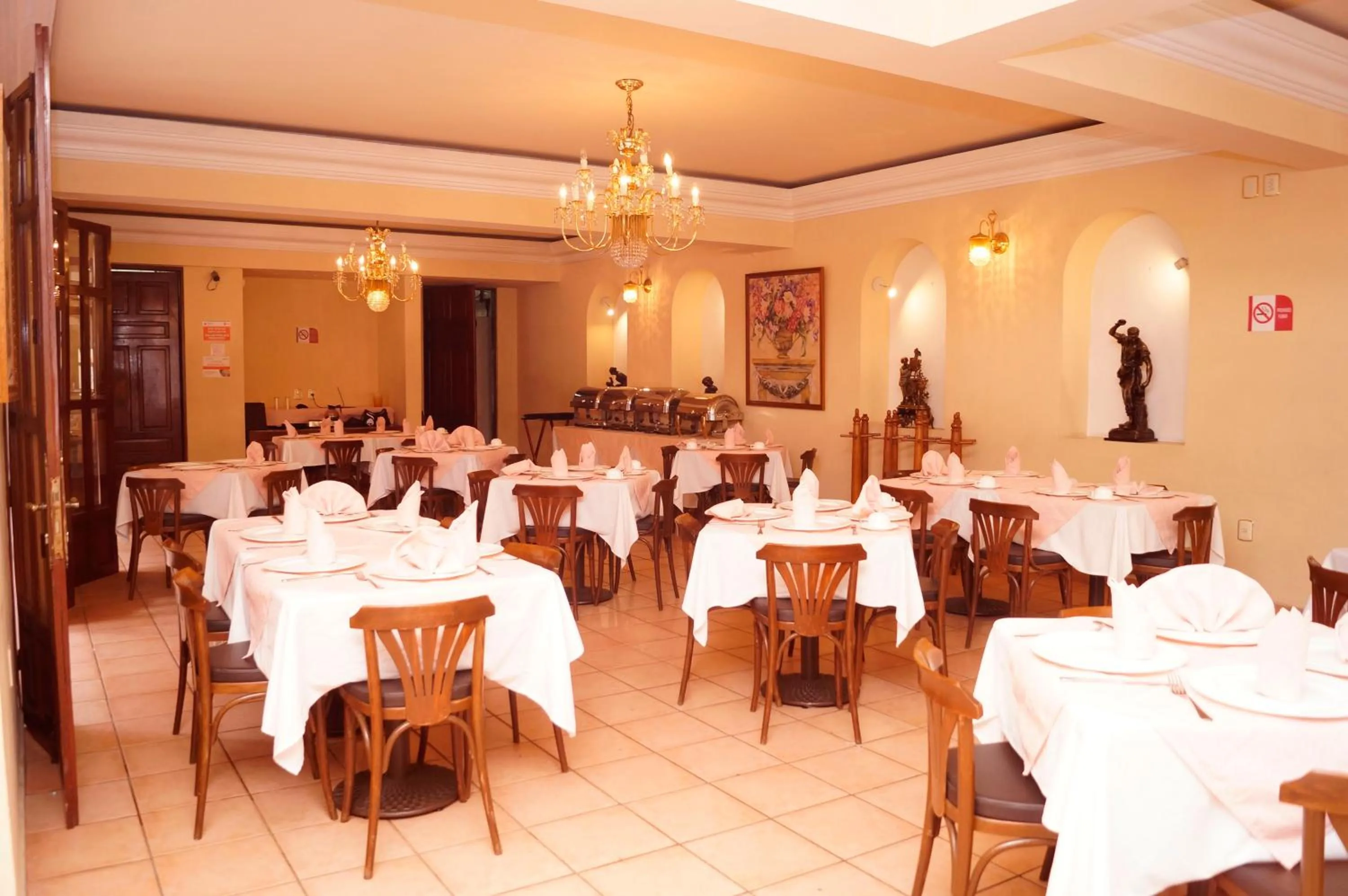 Restaurant/Places to Eat in Hotel Hacienda de los Ángeles by Rotamundos