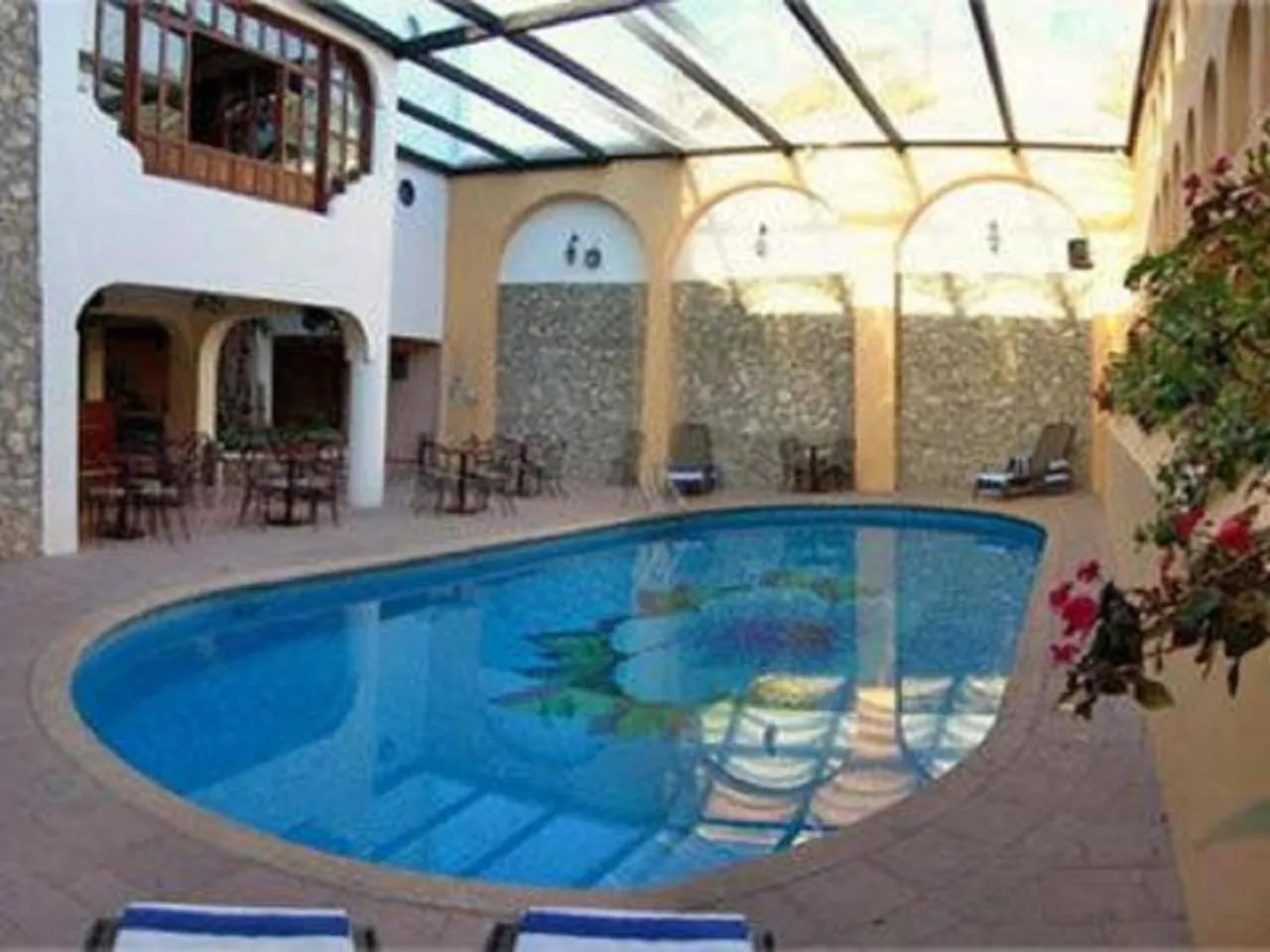 Swimming Pool in Hotel Hacienda de los Ángeles by Rotamundos