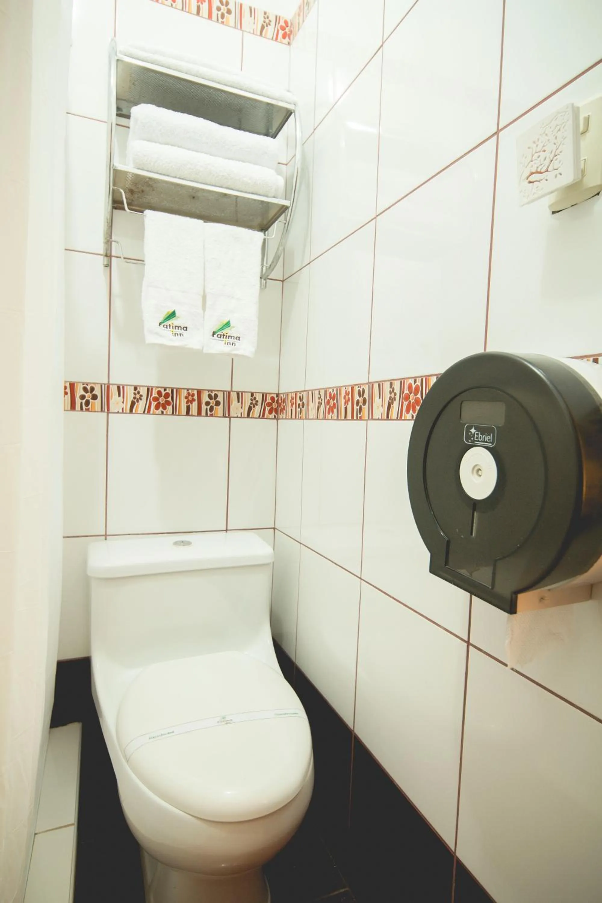 Bathroom in Hotel Fatima Inn