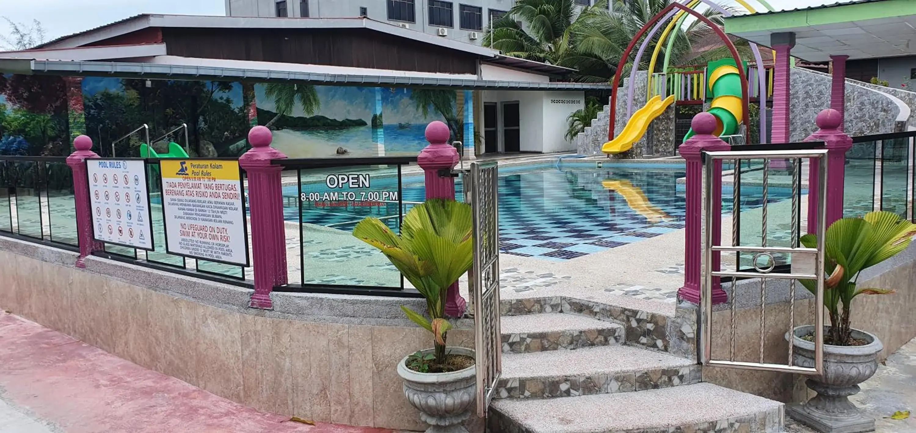 Swimming pool in Rasa Senang Villa -Islam Guest Only Swimming pool in Rasa Senang Villa -Islam Guest Only