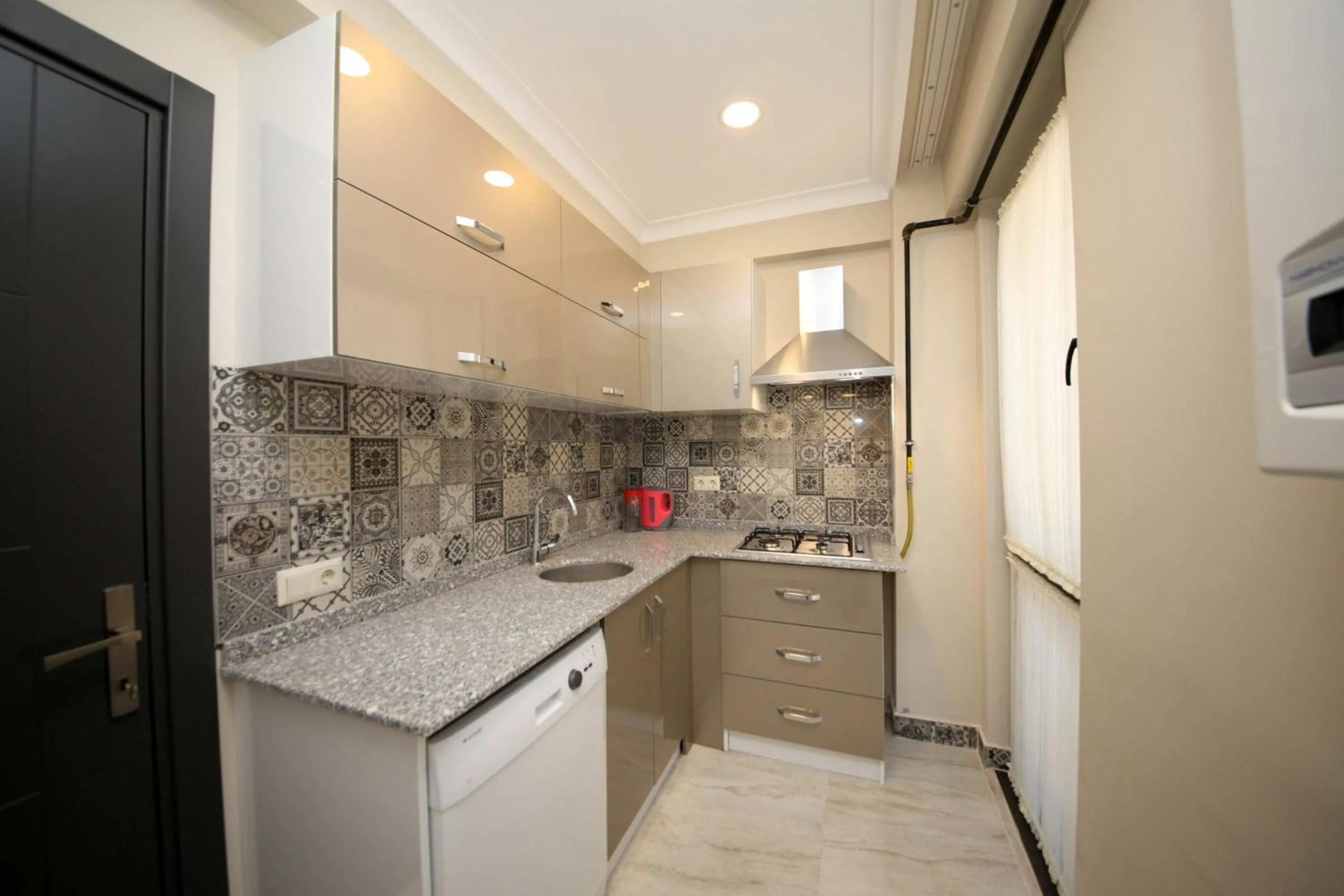 dishwasher in Corner Suite