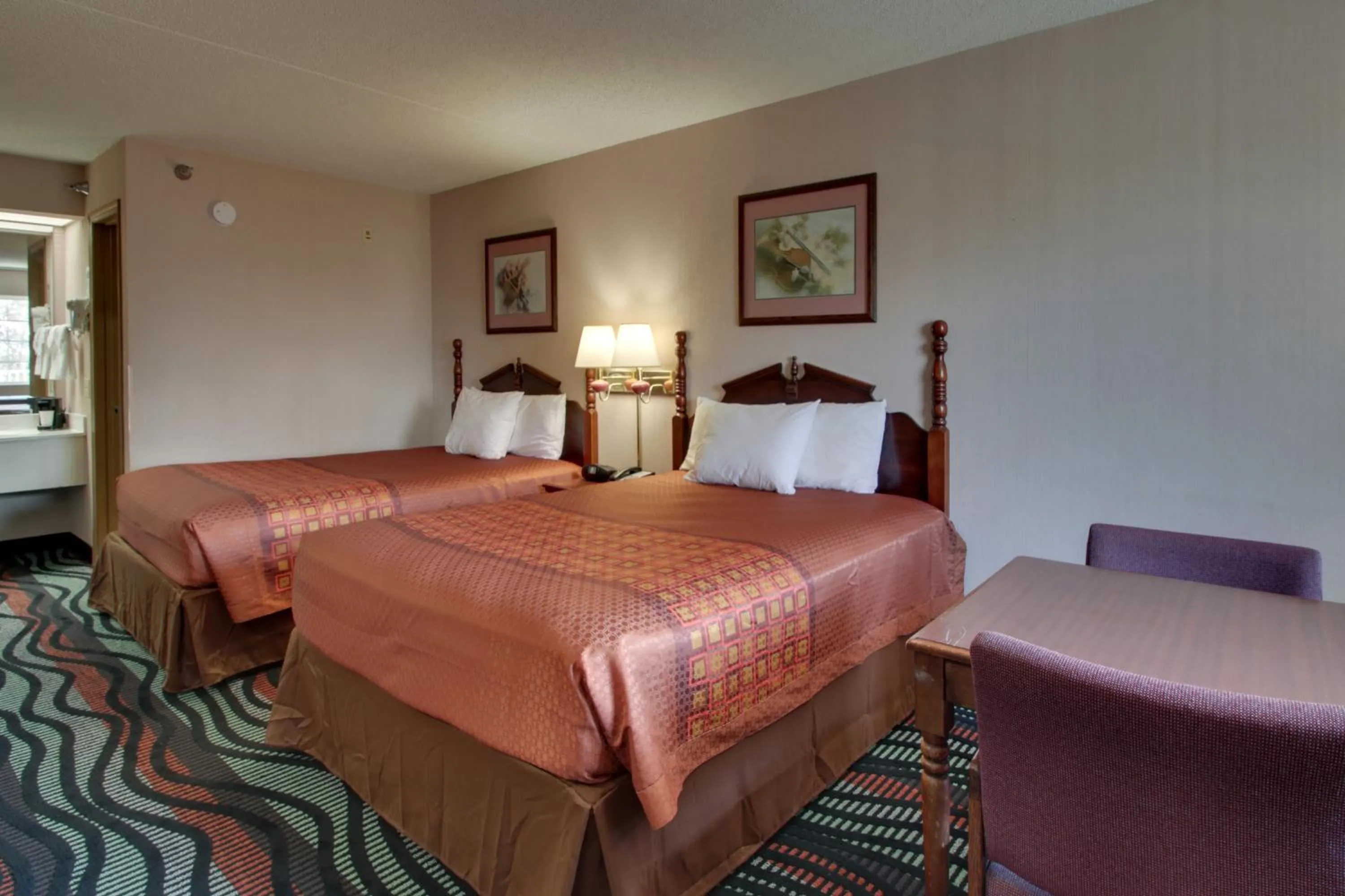 Photo of the whole room, Bed in Angel Inn - Central