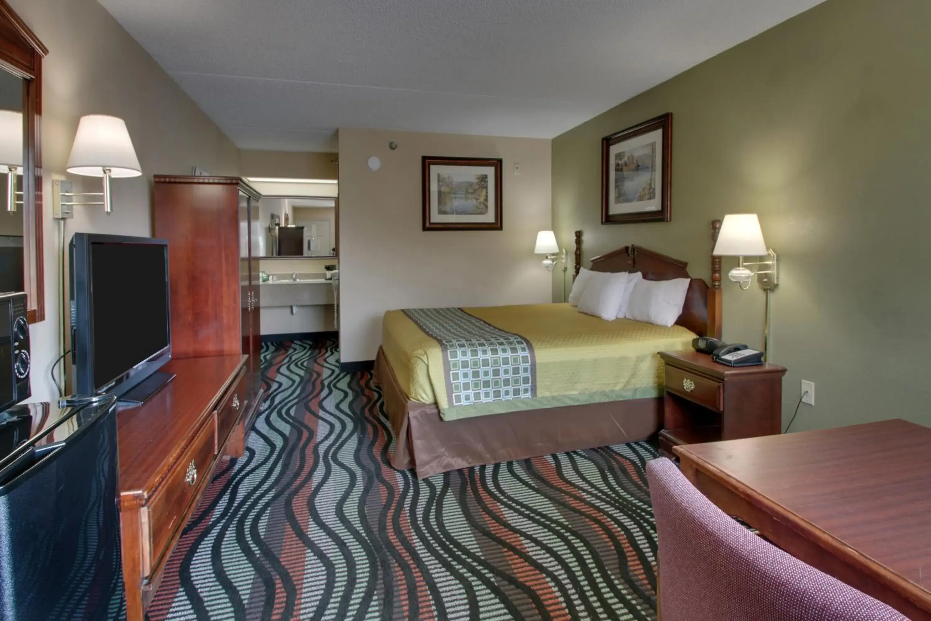 Photo of the whole room, Bed in Angel Inn - Central Photo of the whole room, Bed in Angel Inn - Central