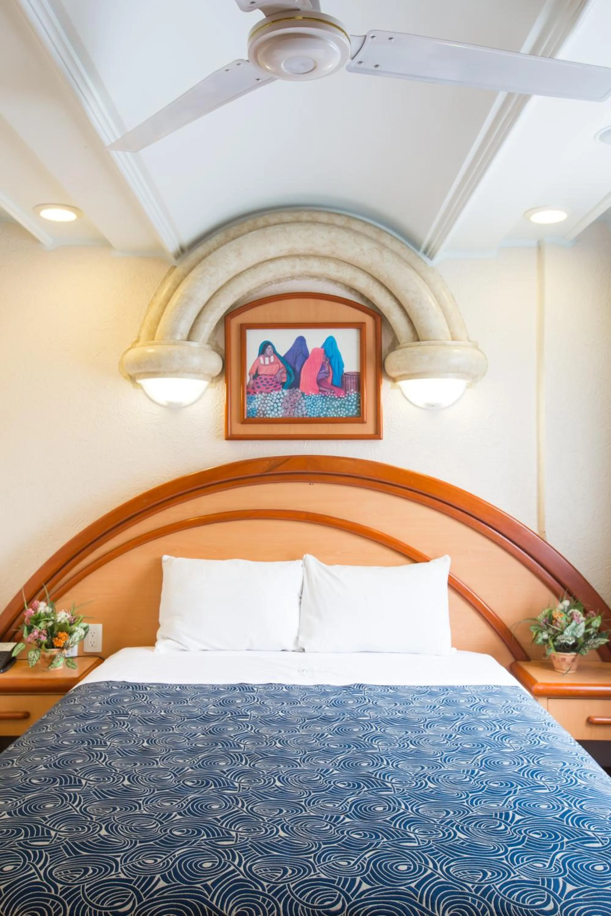 Toilet, Bed in Hotel Diligencias