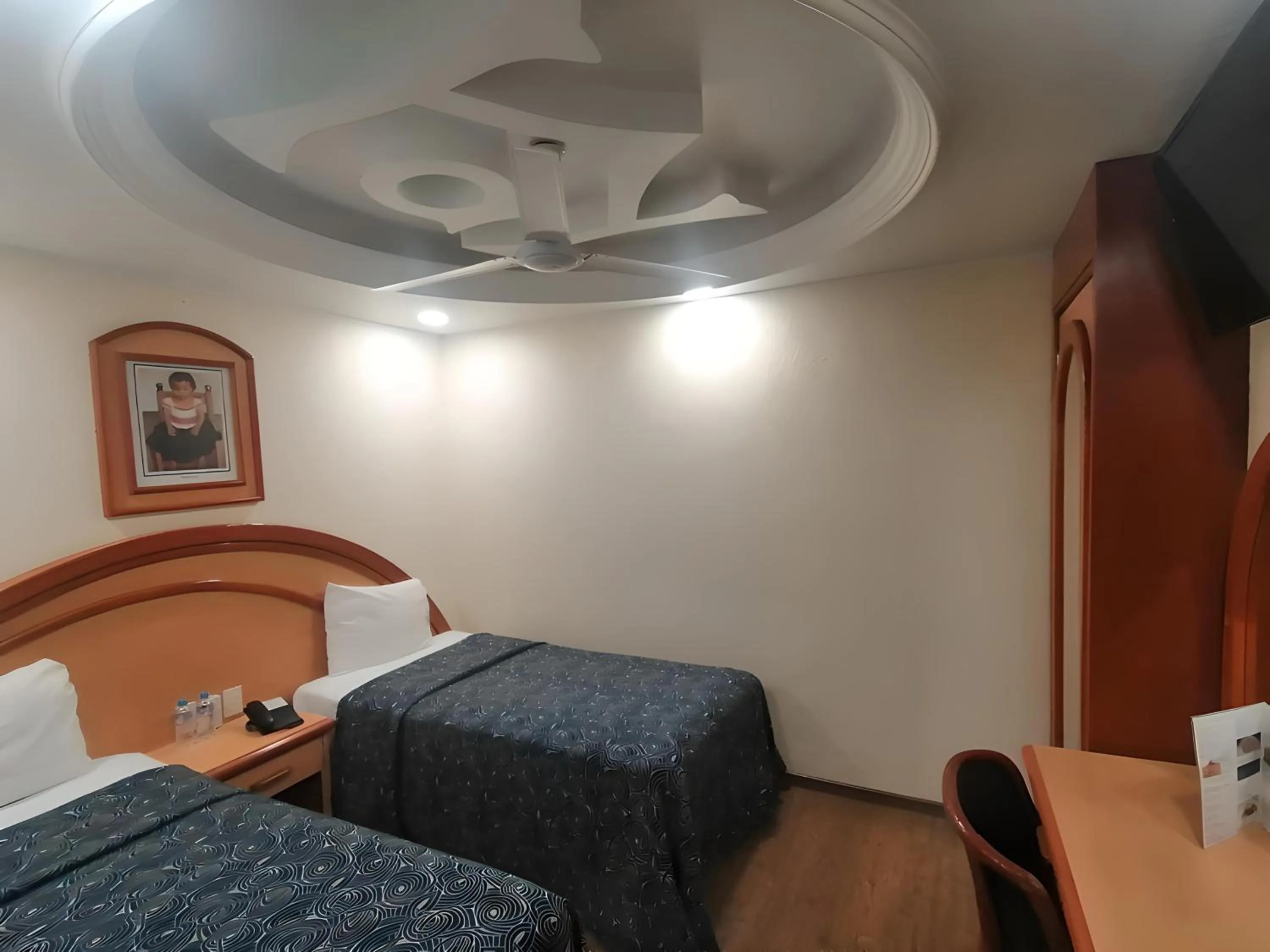 Bed in Hotel Diligencias