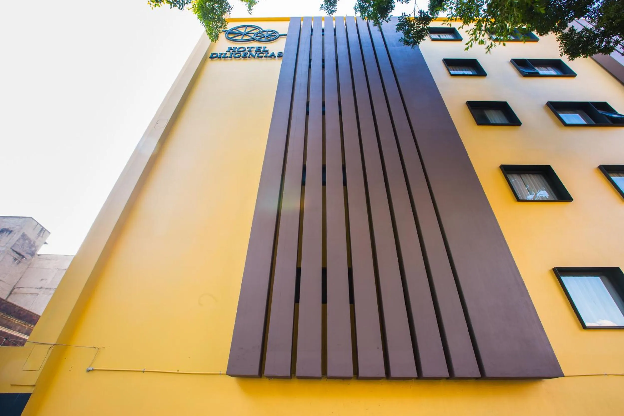 Facade/entrance in Hotel Diligencias