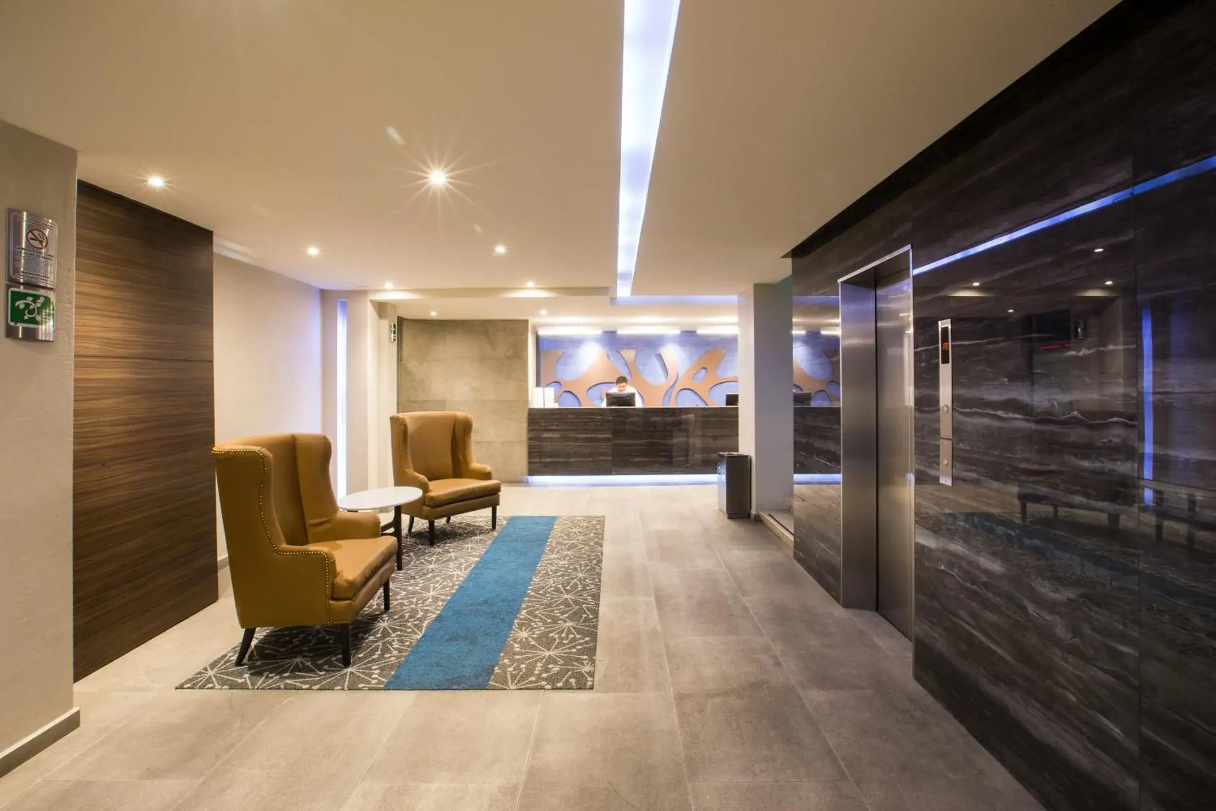 Lobby or reception in Hotel Diligencias Lobby or reception in Hotel Diligencias