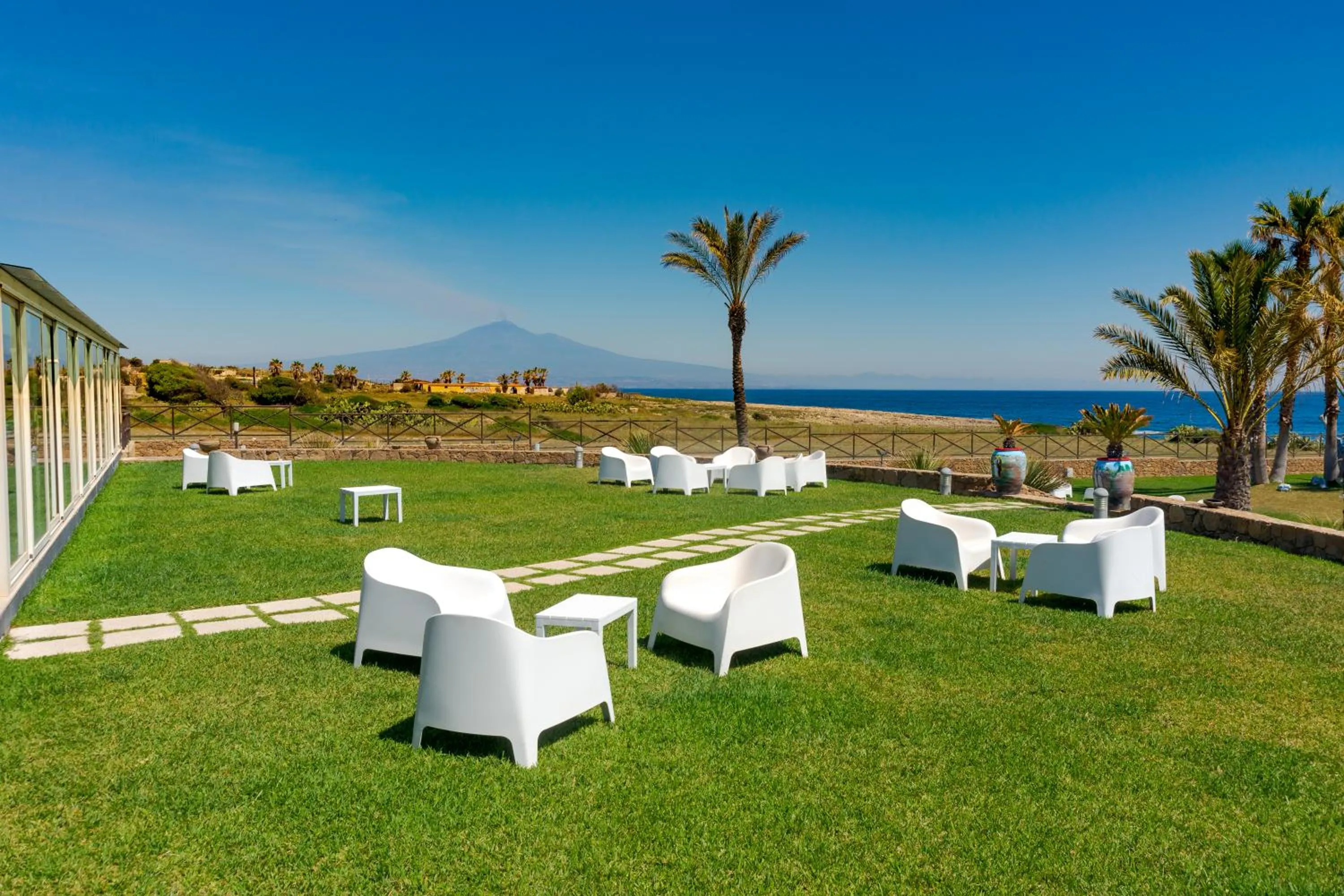 Garden in Hotel Capo Campolato