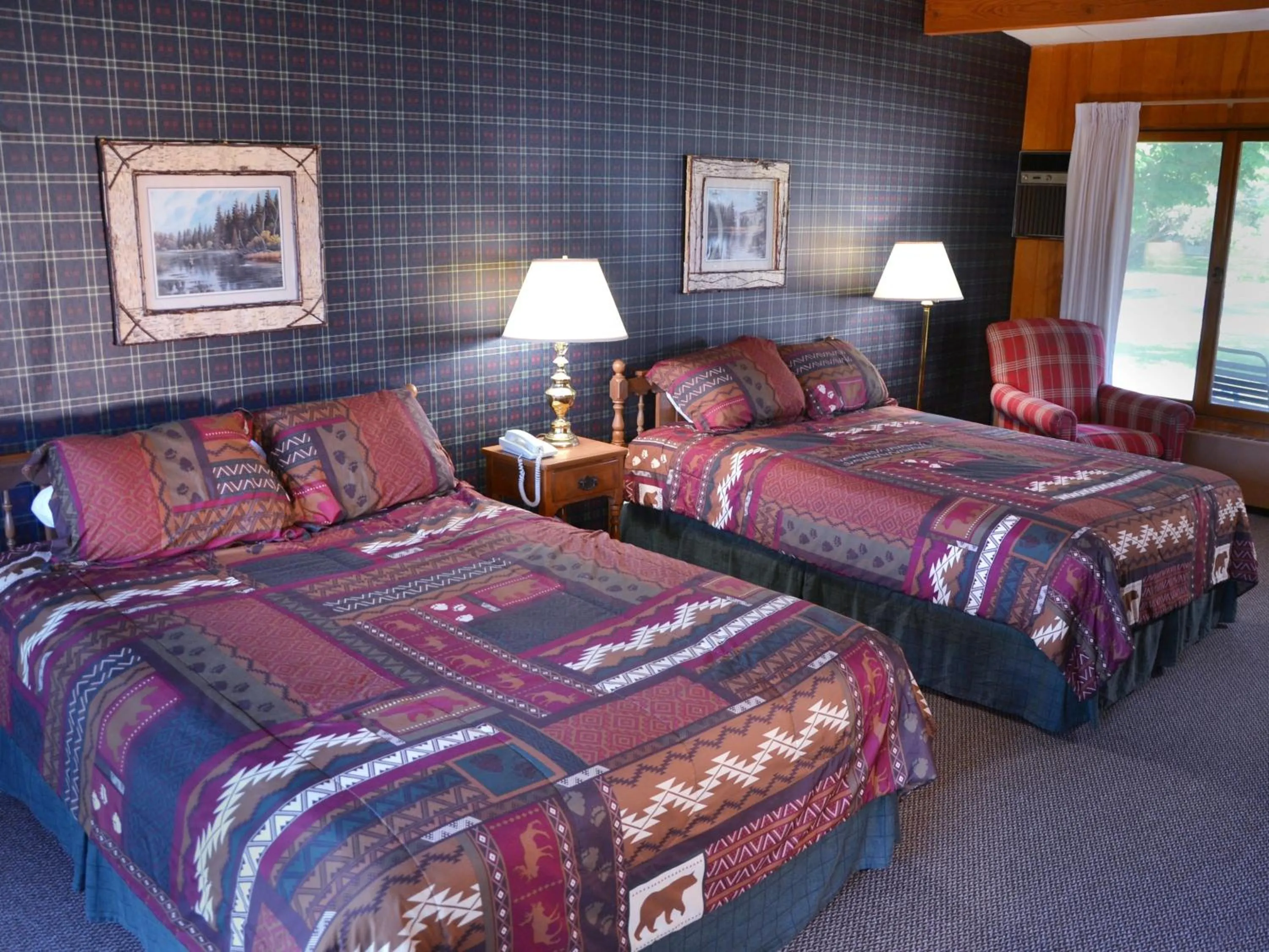 Bedroom in Birchwood Inn