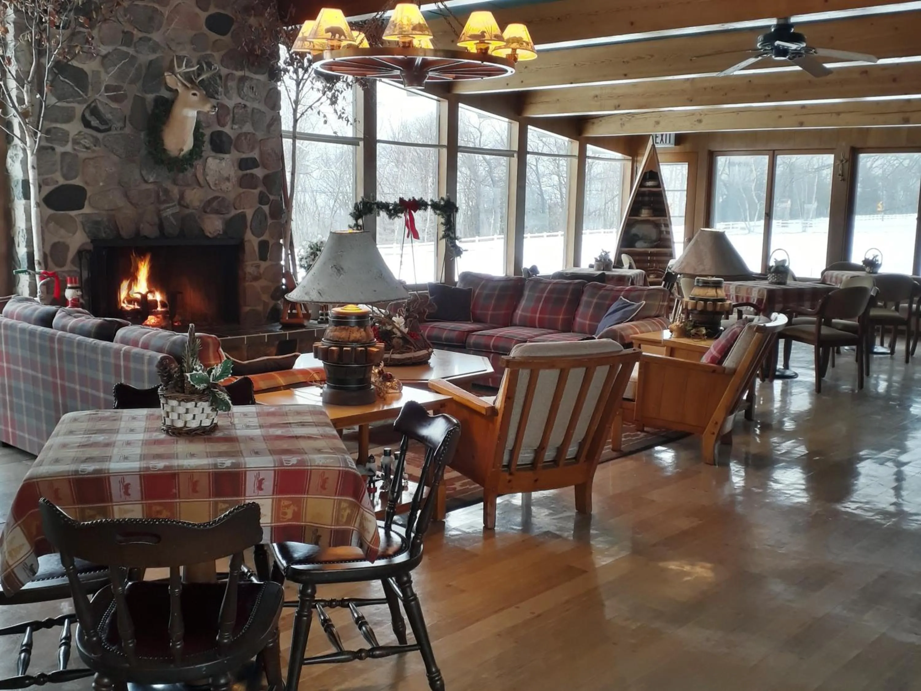 Living room, Restaurant/Places to Eat in Birchwood Inn
