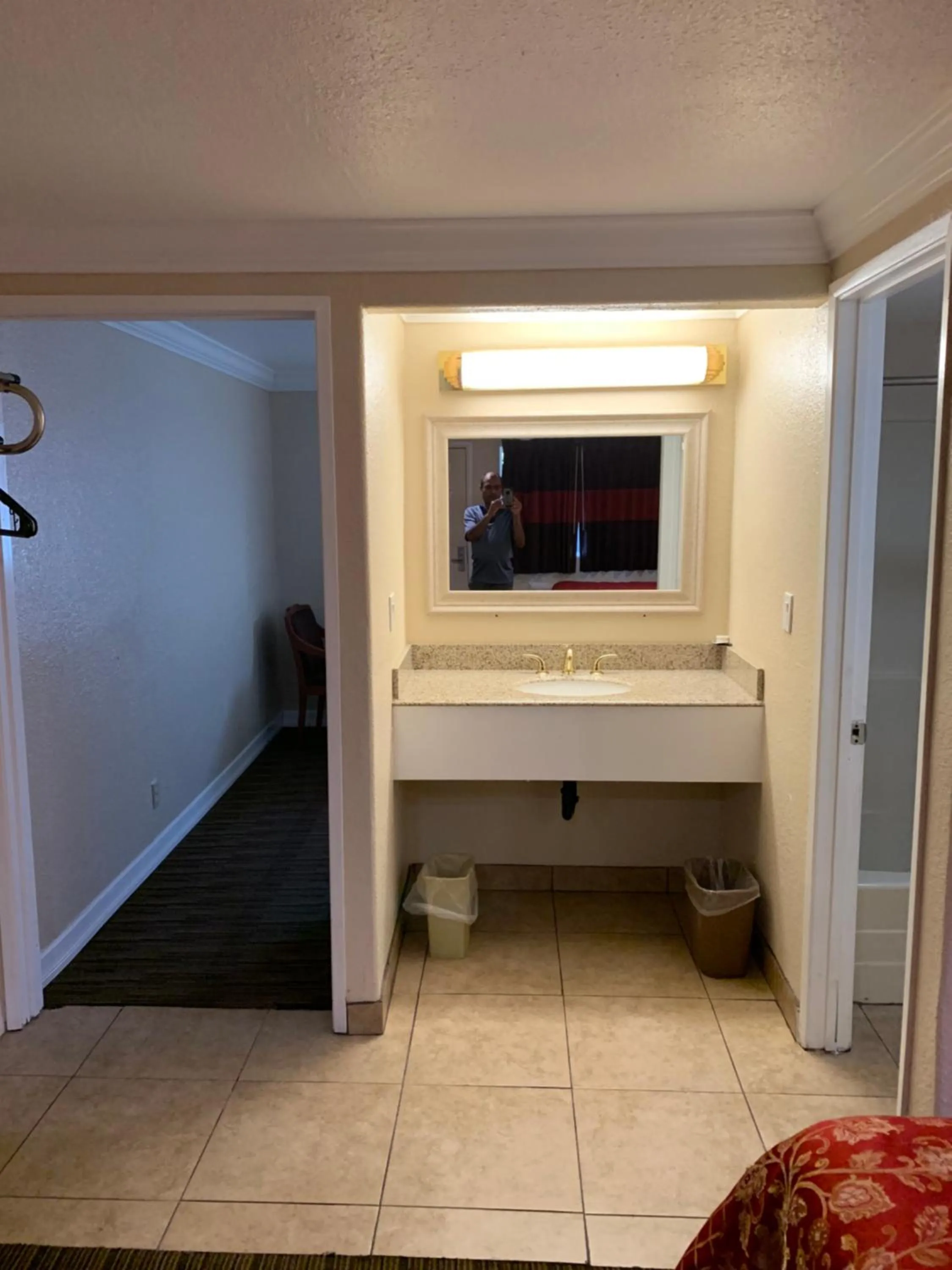 Kitchen or kitchenette in A-1 Budget Motel