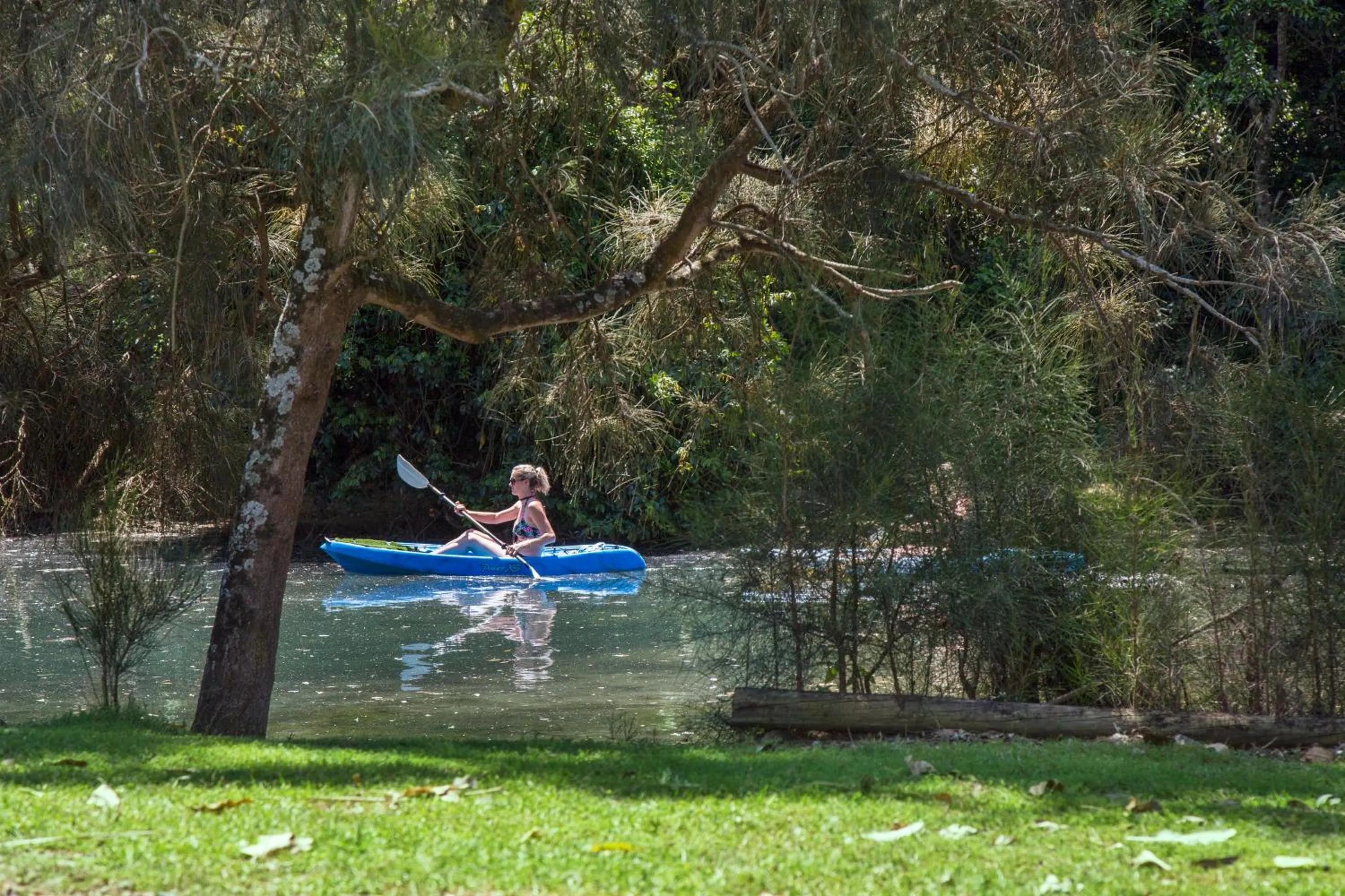 Canoeing in Seven Mile Beach Holiday Park