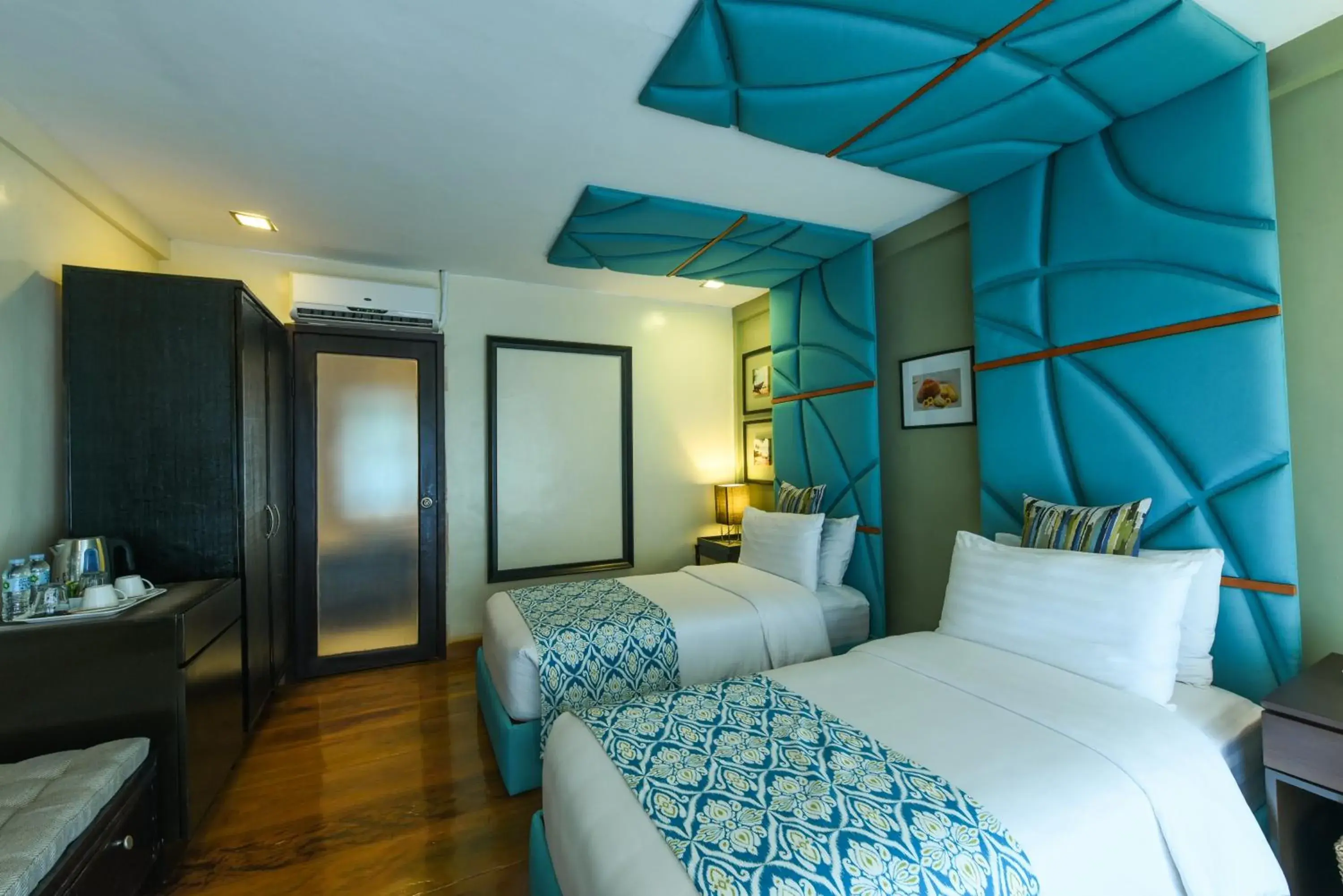 Photo of the whole room, Bed in Tugawe Cove Resort Photo of the whole room, Bed in Tugawe Cove Resort