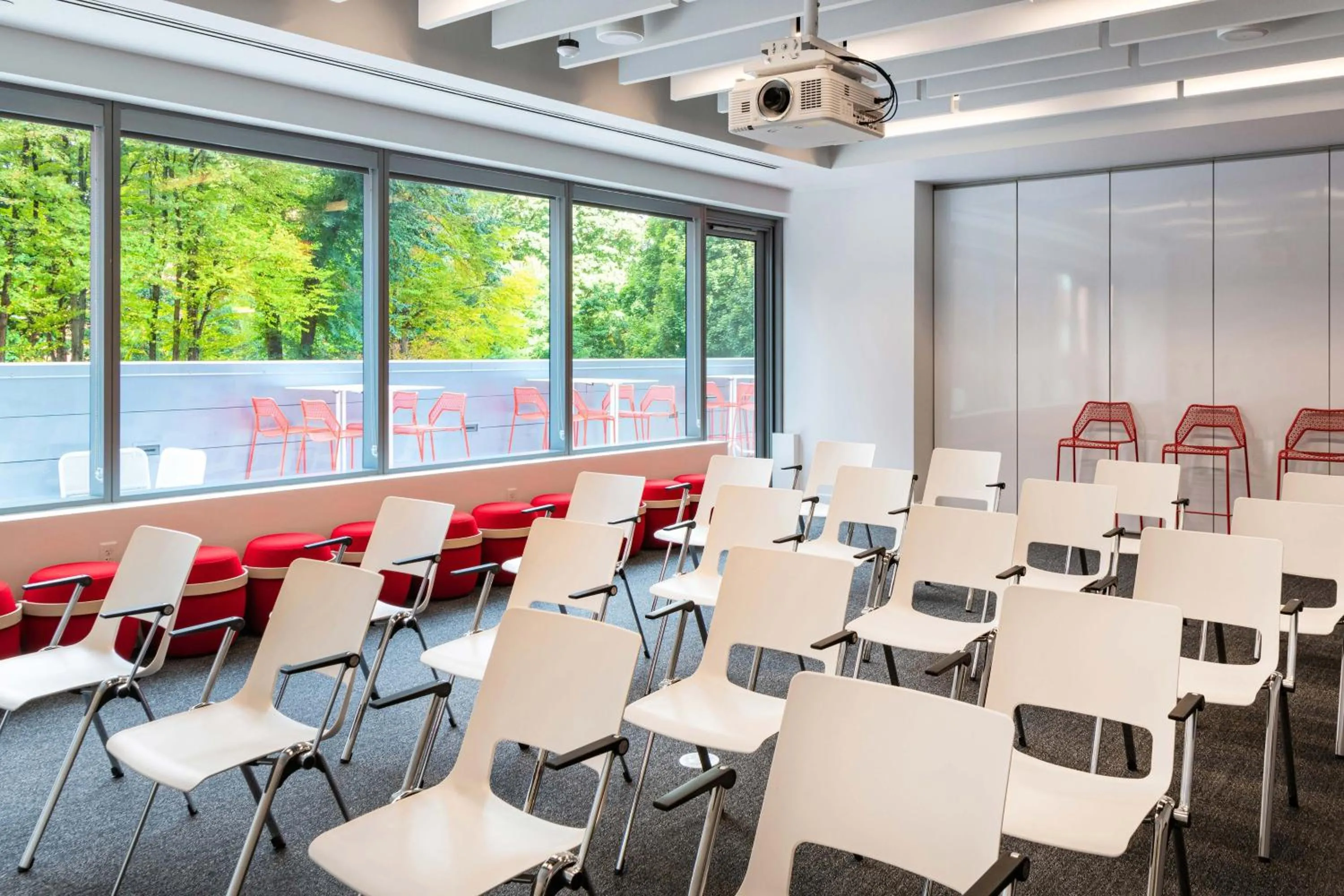 Meeting/conference room in Hotel Vance, Portland, a Tribute Portfolio Hotel