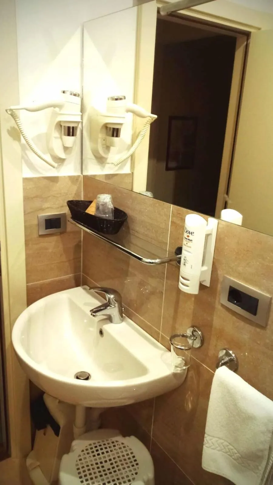 Bathroom in Hotel Sabbie d'Oro