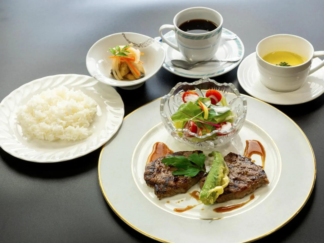 Lunch in Shikino Mori