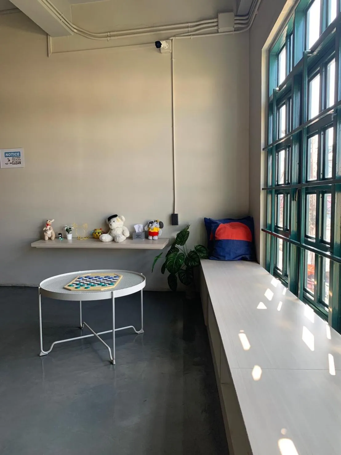 Seating area in Busket Hostel