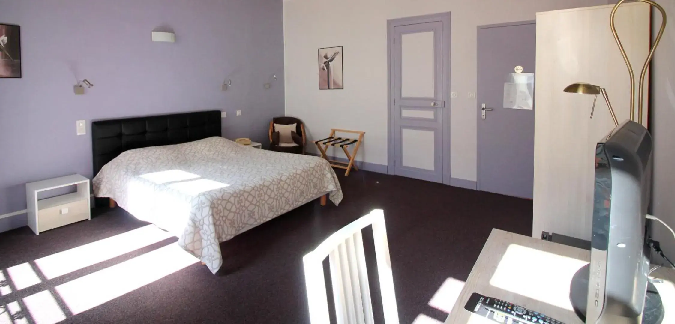 Grand Comfort Double Room in Fasthotel Pau-Centre HOTEL ADOUR Grand Comfort Double Room in Fasthotel Pau-Centre HOTEL ADOUR