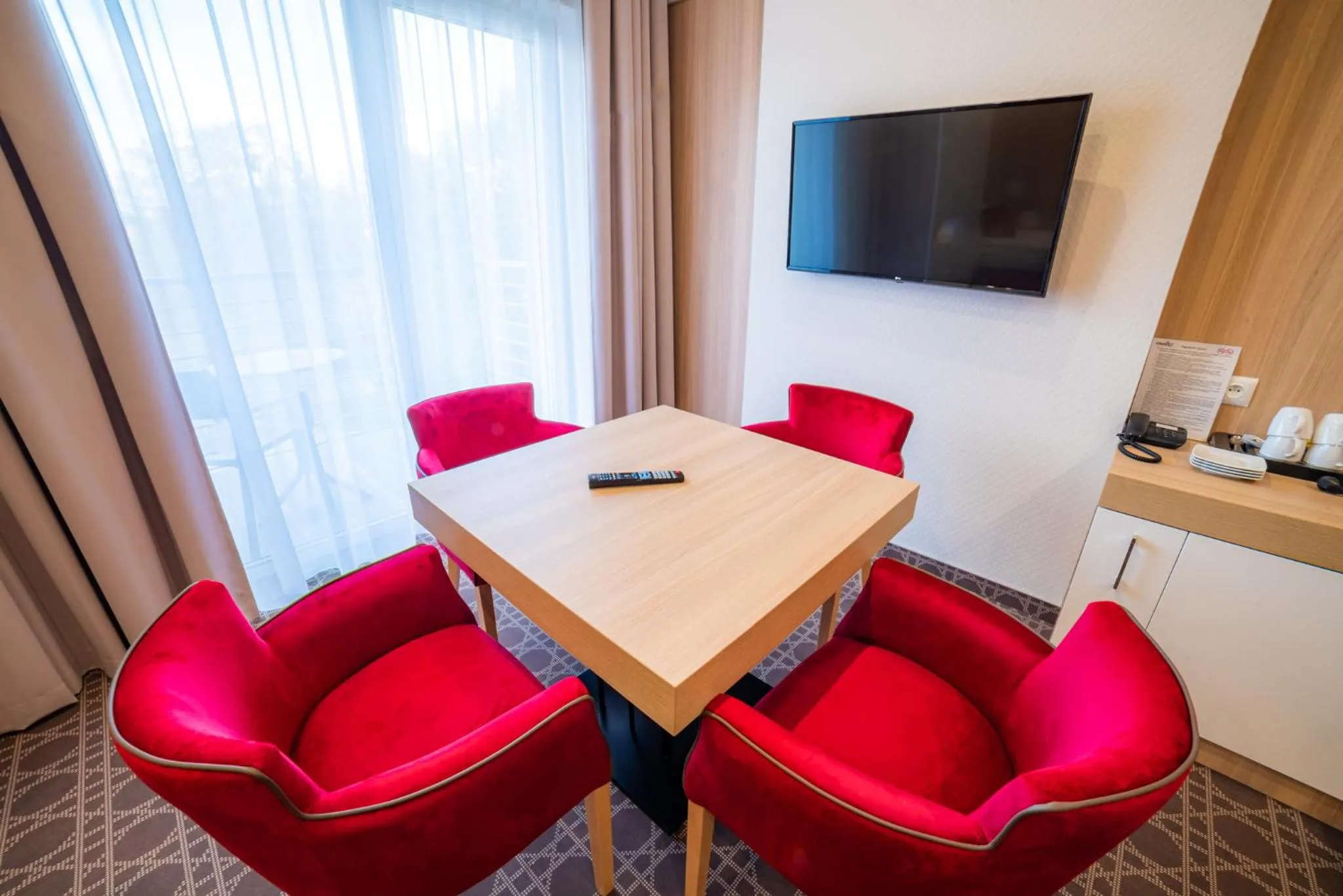 TV and multimedia in Hotel Nad Czernicą