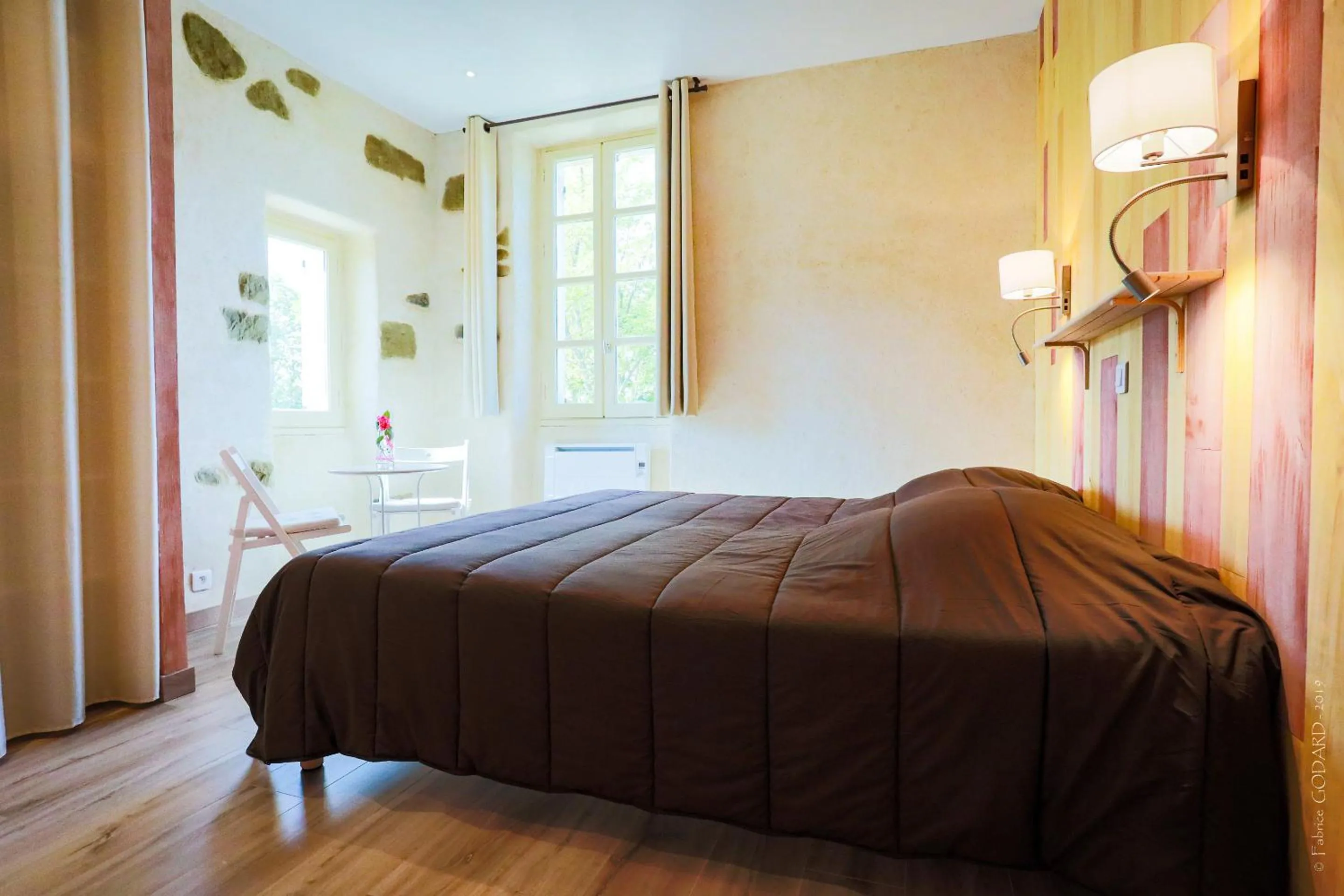 Small Double Room in Les Jardins de l'Abbaye