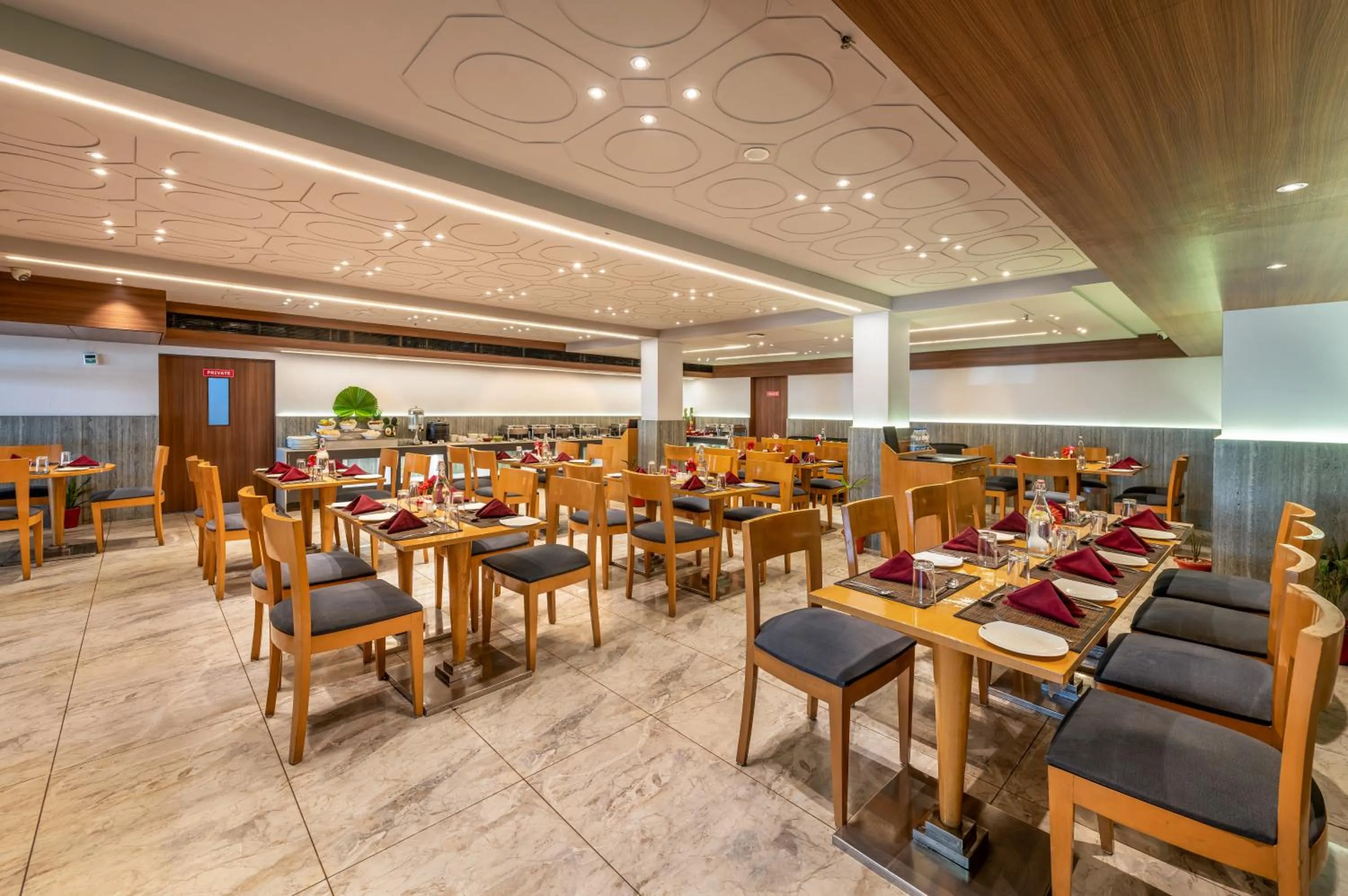 Restaurant/places to eat in Lords Eco Inn Dahej