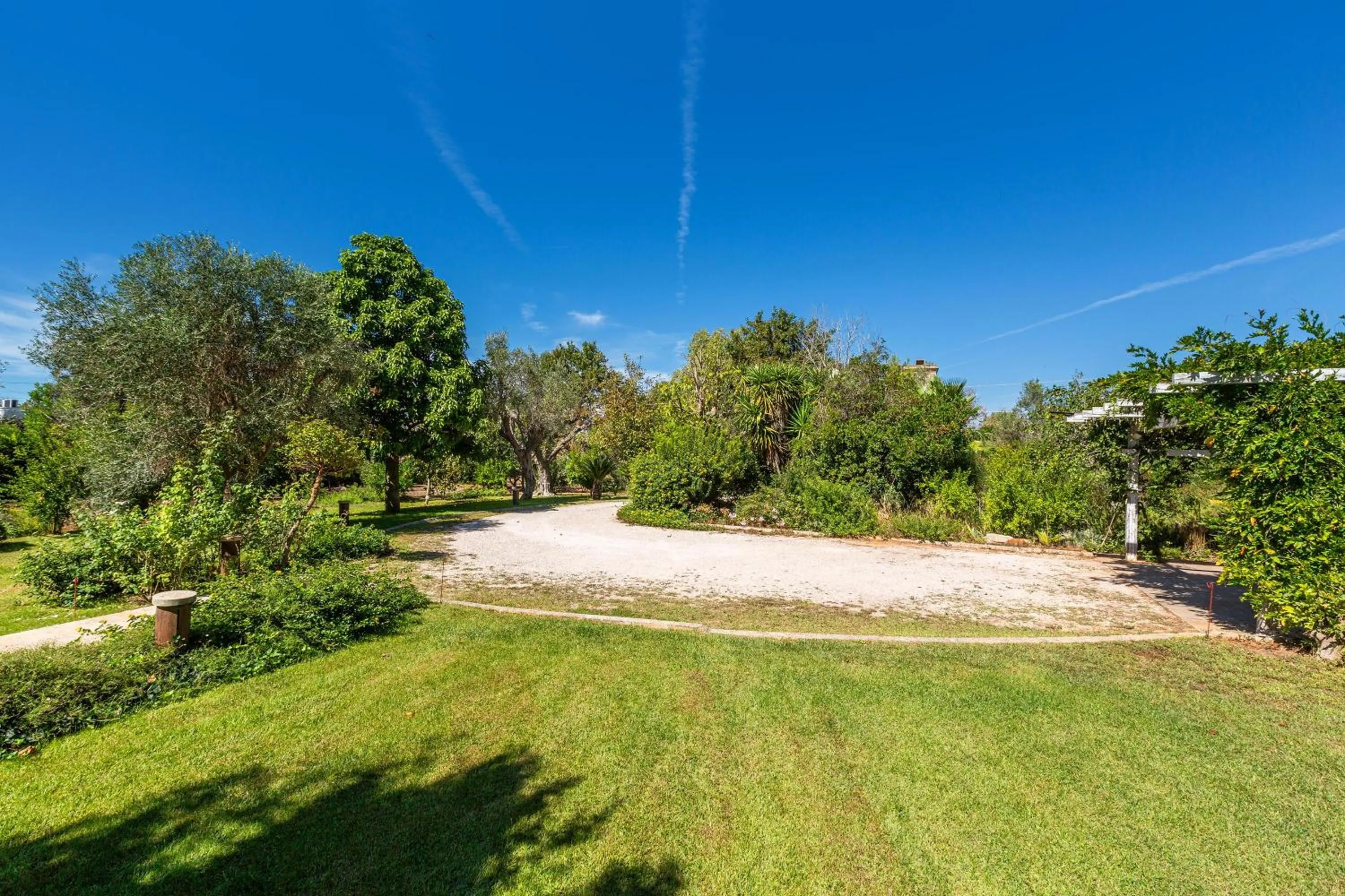 Garden in Villa Chiara by Perle di Puglia