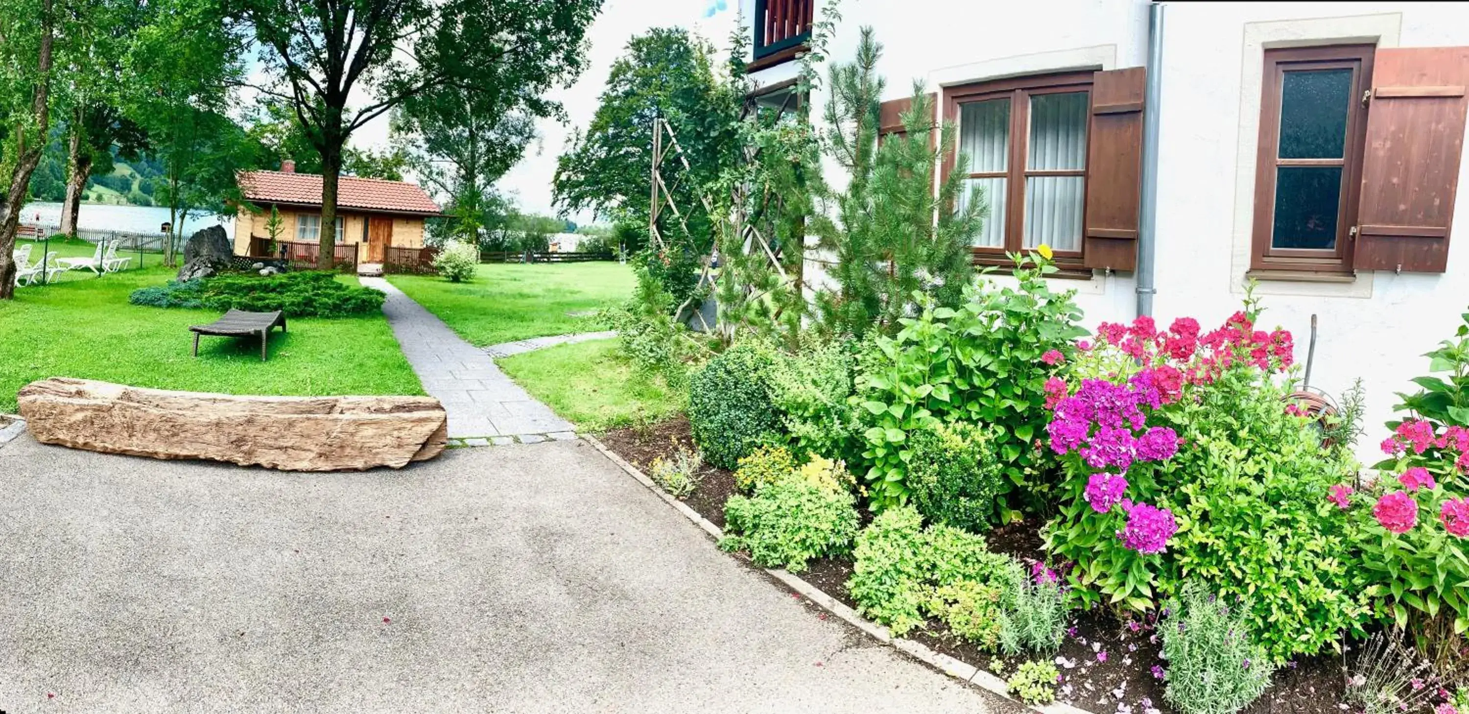 Studio Apartment in Appartementhaus „die Kuh am See“ (vormals Haus St. Leonhard) Studio Apartment in Appartementhaus „die Kuh am See“ (vormals Haus St. Leonhard)