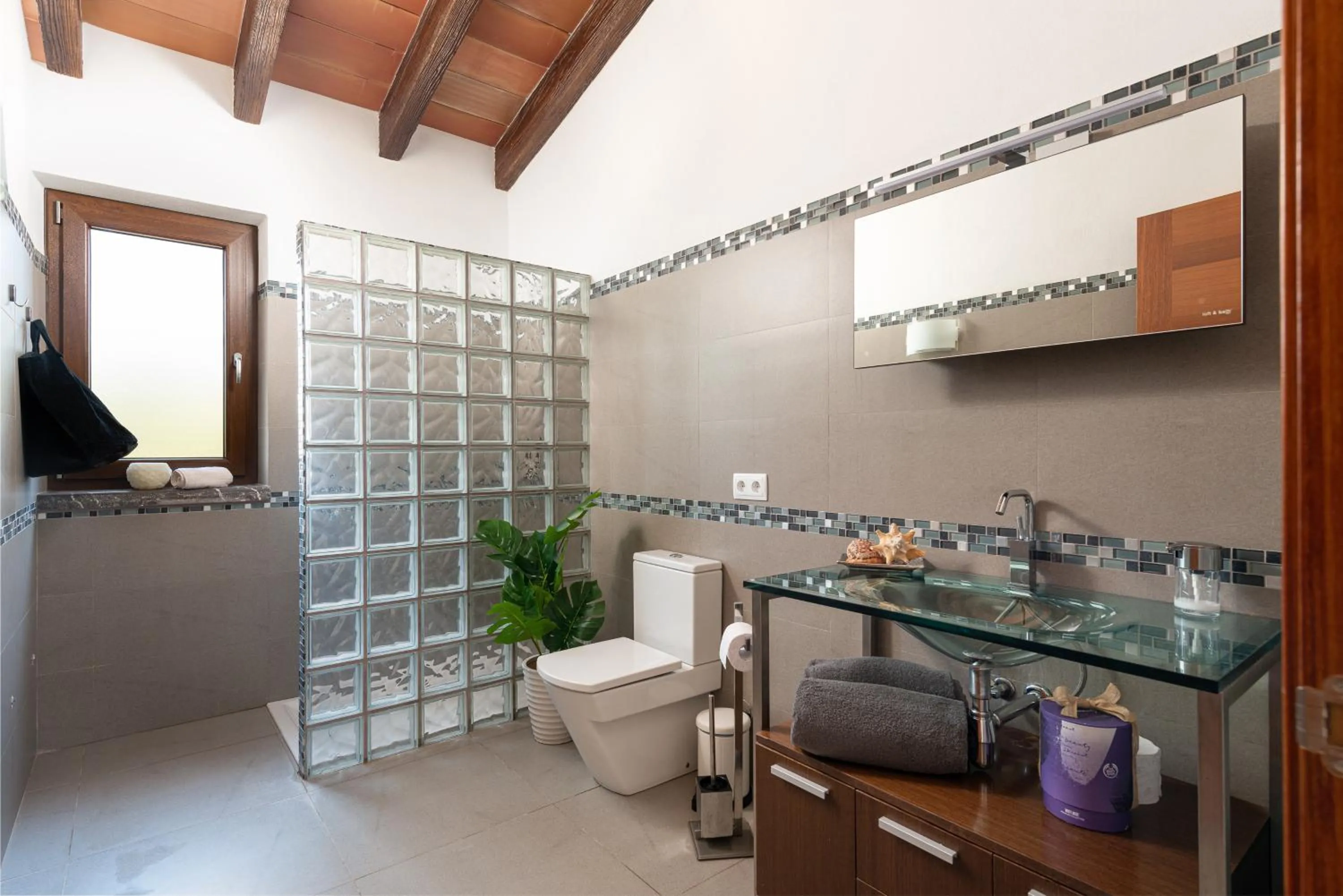Shower in Bellpuig
