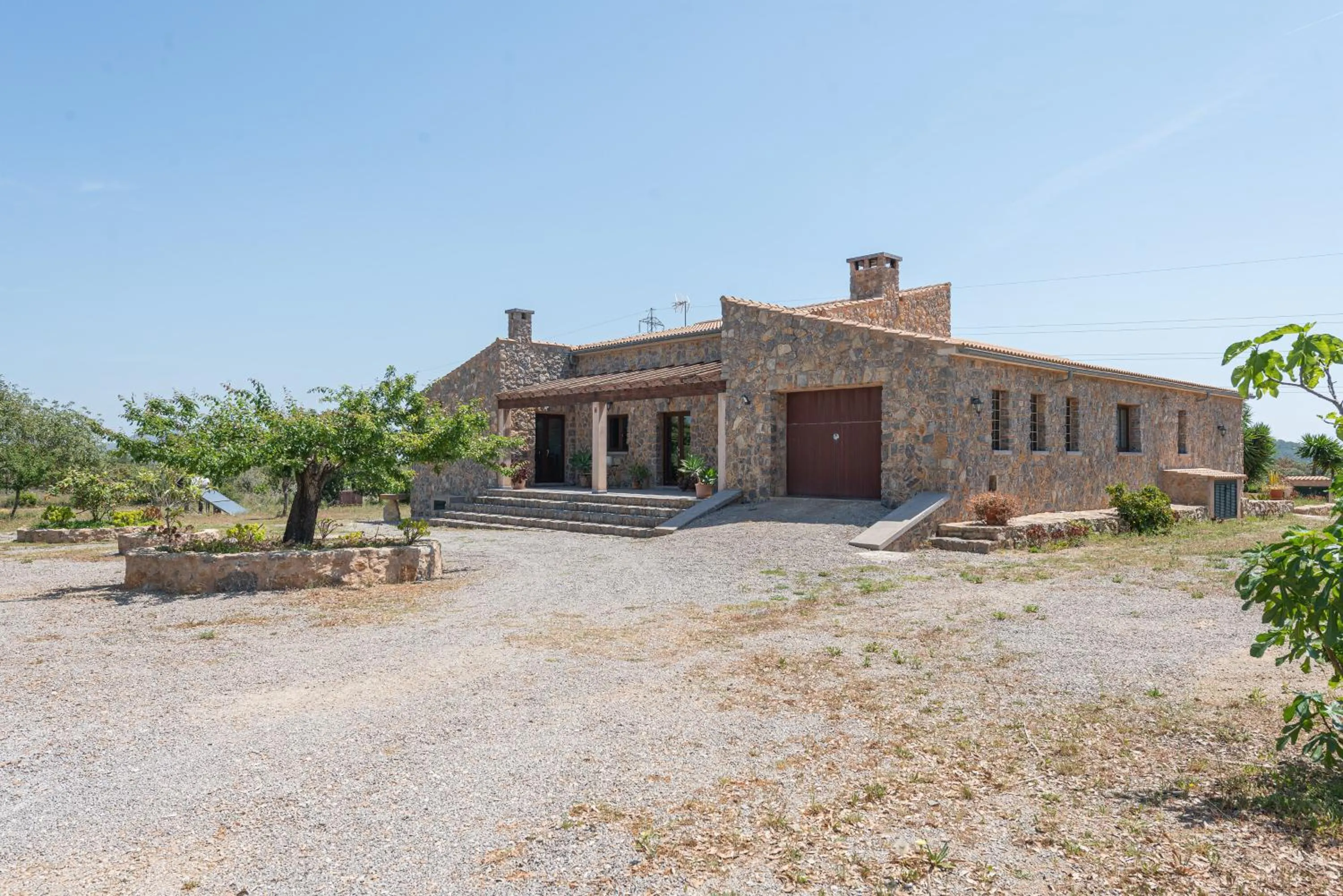Facade/entrance in Bellpuig