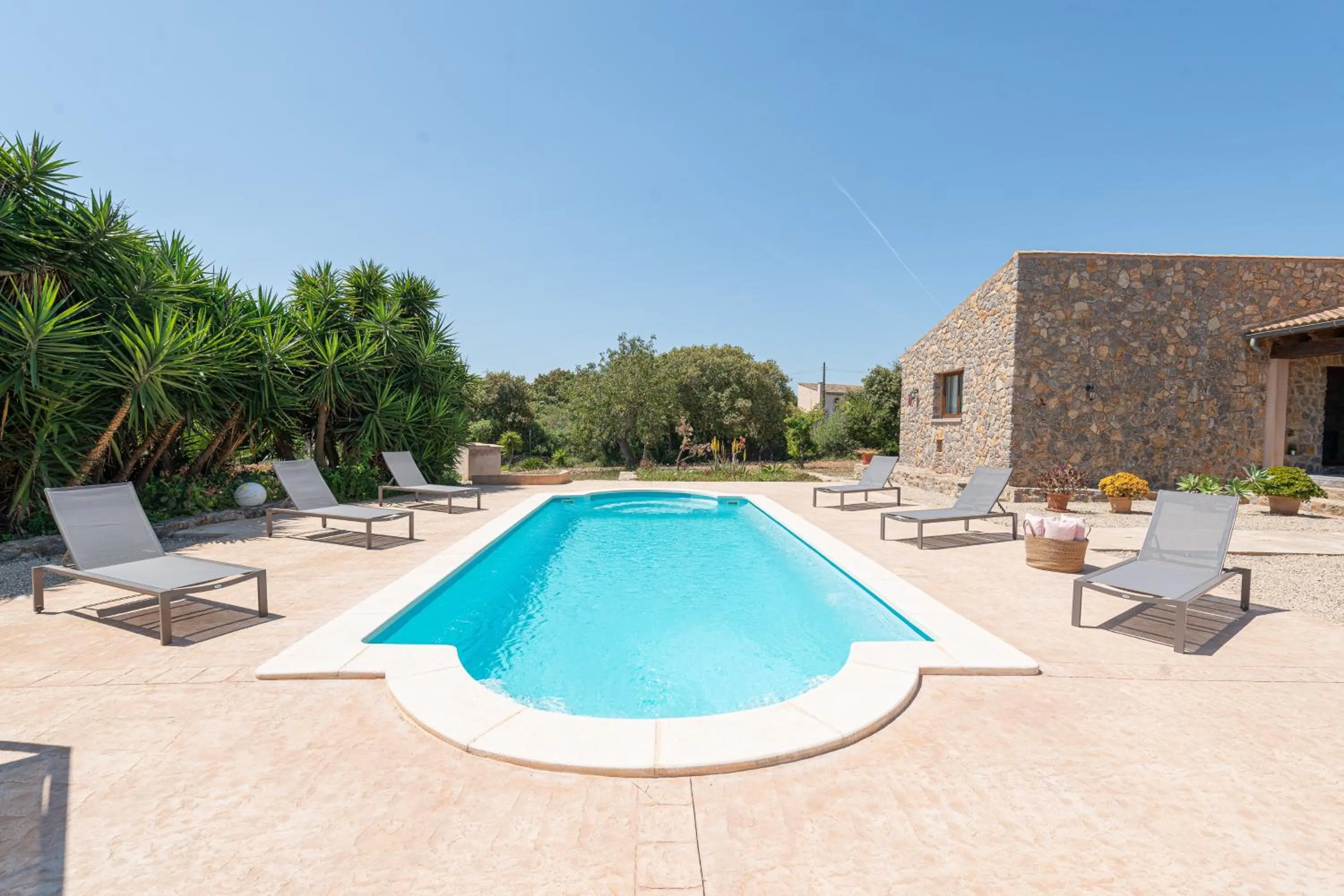 Swimming pool in Bellpuig