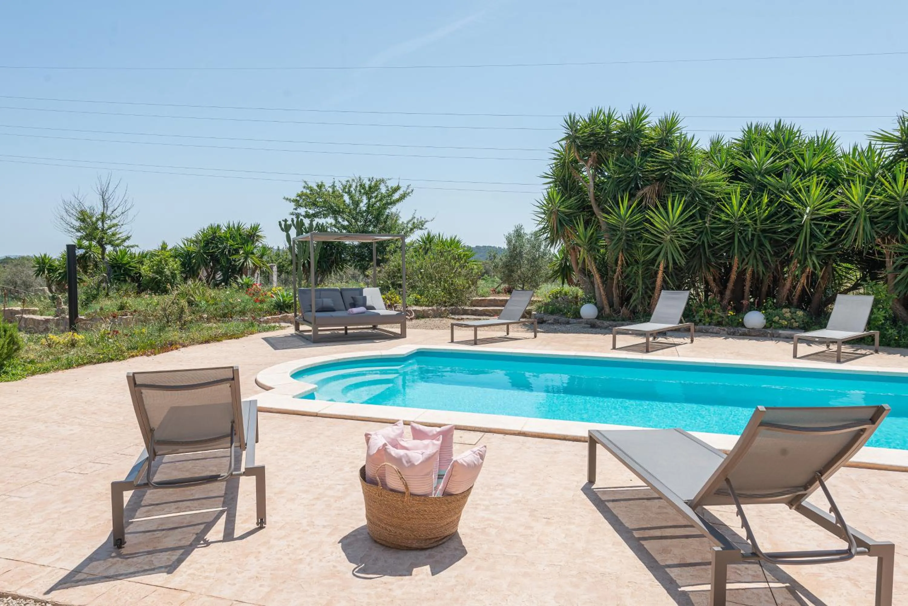 Swimming pool in Bellpuig