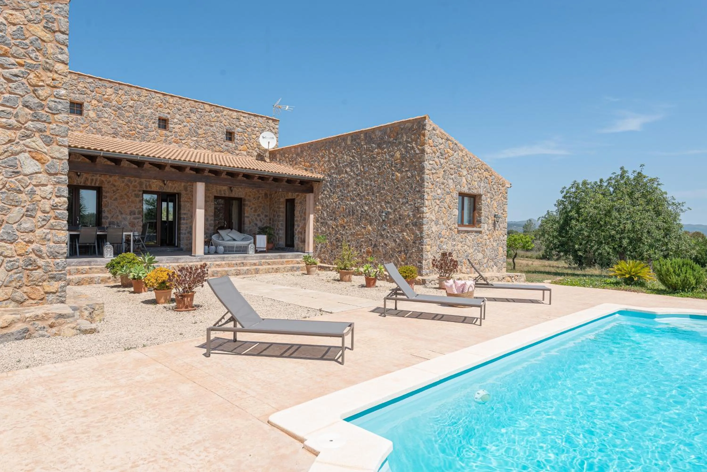Swimming pool in Bellpuig