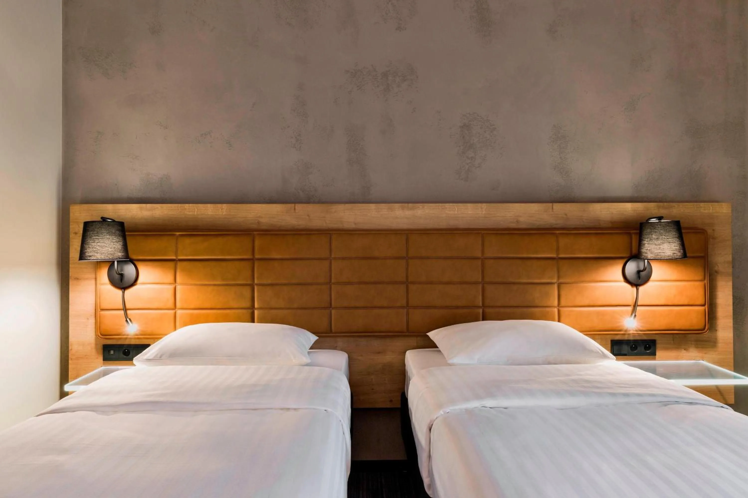 Photo of the whole room, Bed in Moxy Warsaw Praga