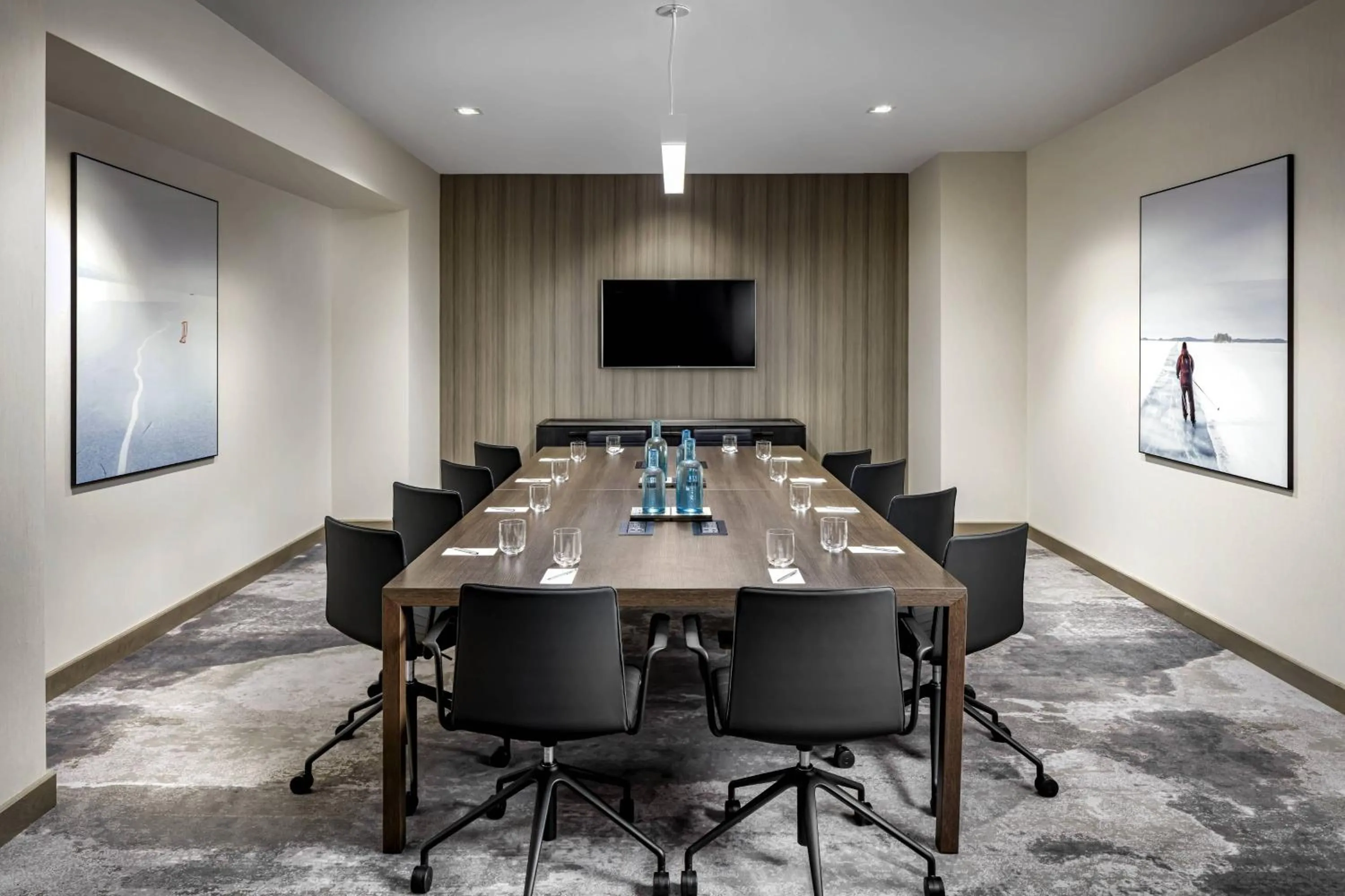 Meeting/conference room in JW Marriott Edmonton ICE District