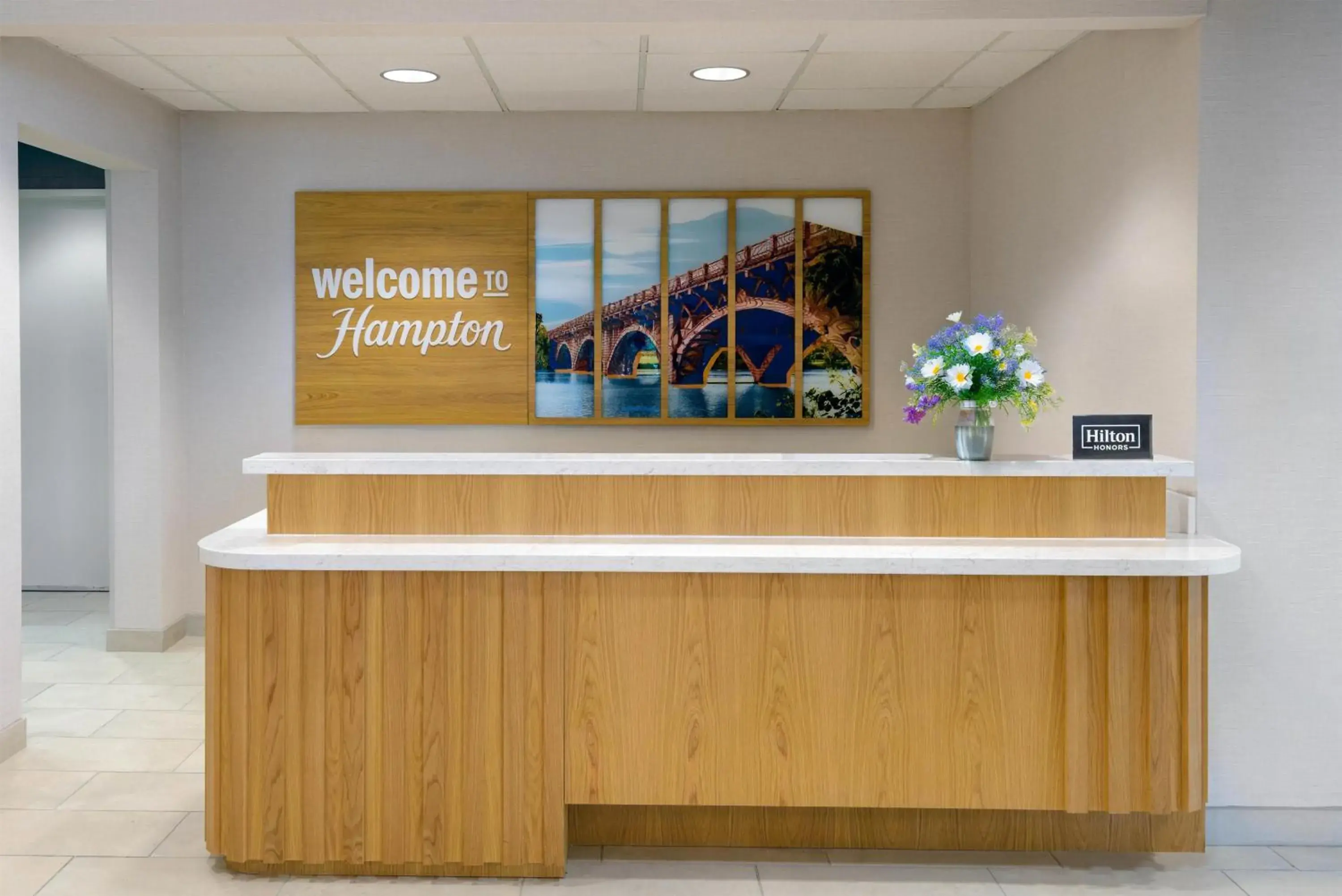 Hampton Inn & Suites-Austin Airport Hampton Inn & Suites-Austin Airport