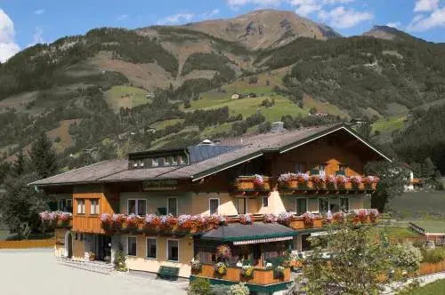 Landhaus MONTANA Landhaus MONTANA
