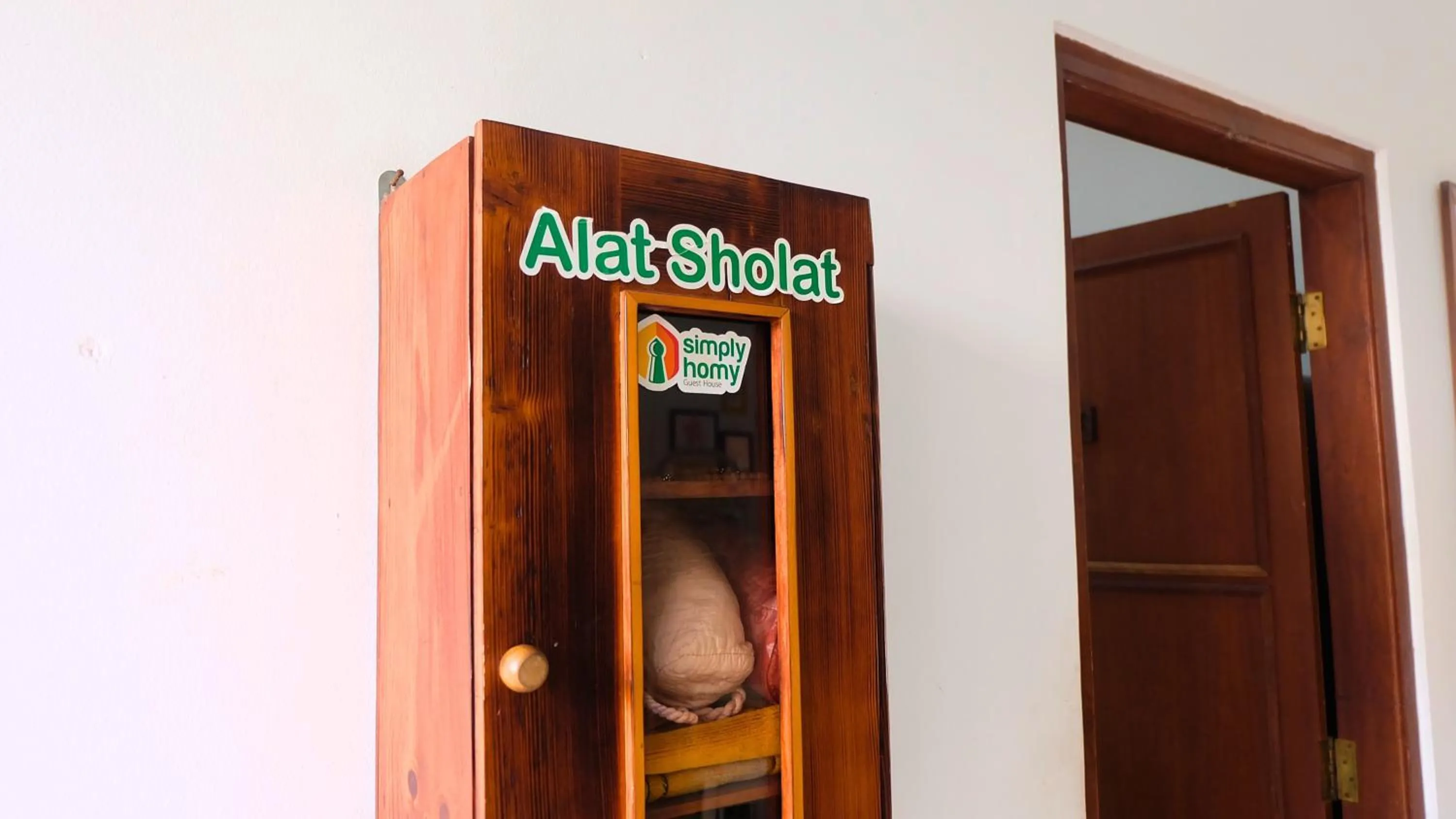 Banquet/Function facilities in Homestay Jogja Dekat Taman Pelangi by Simply Homy