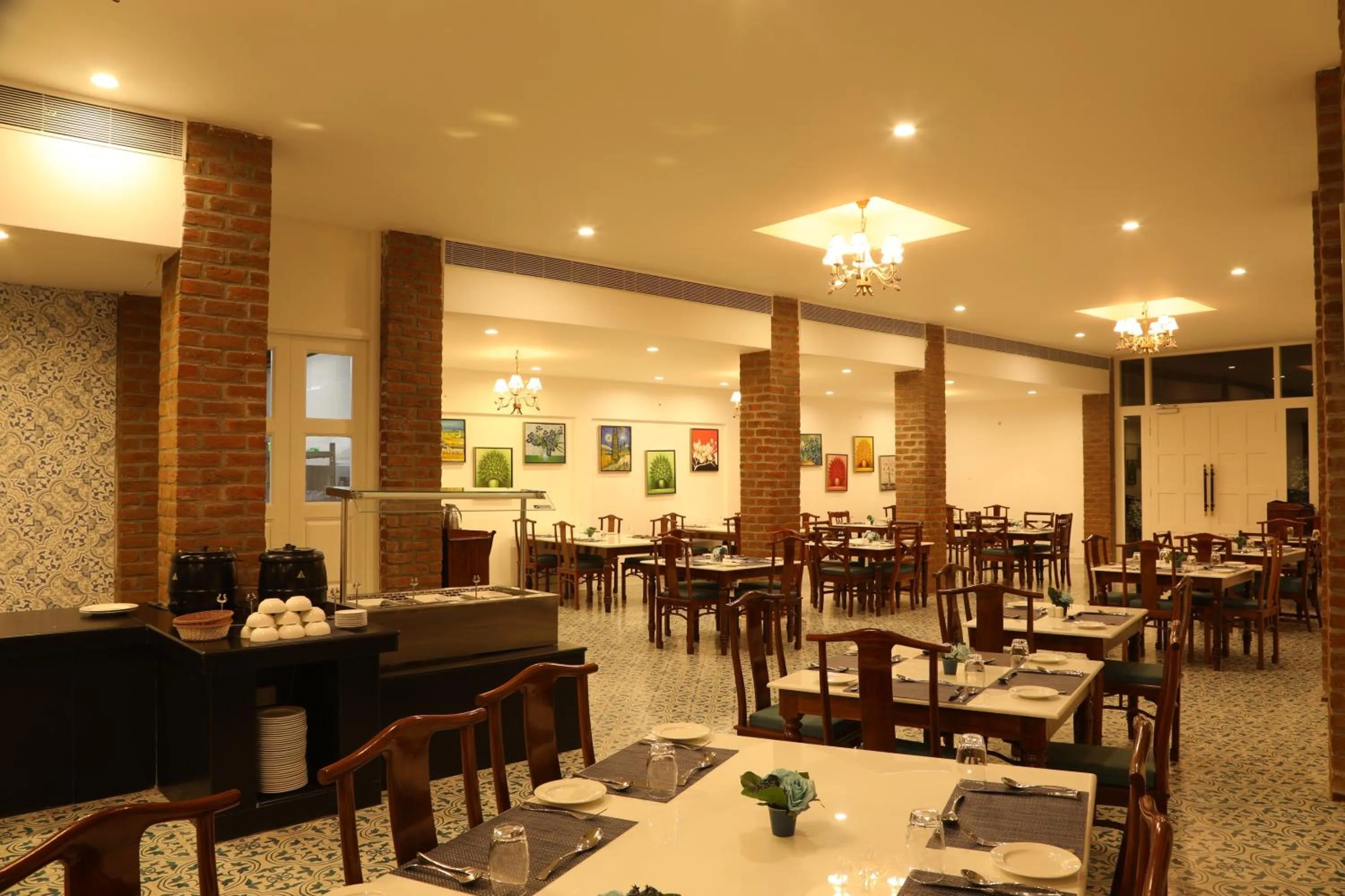 Restaurant/places to eat in K RESORT