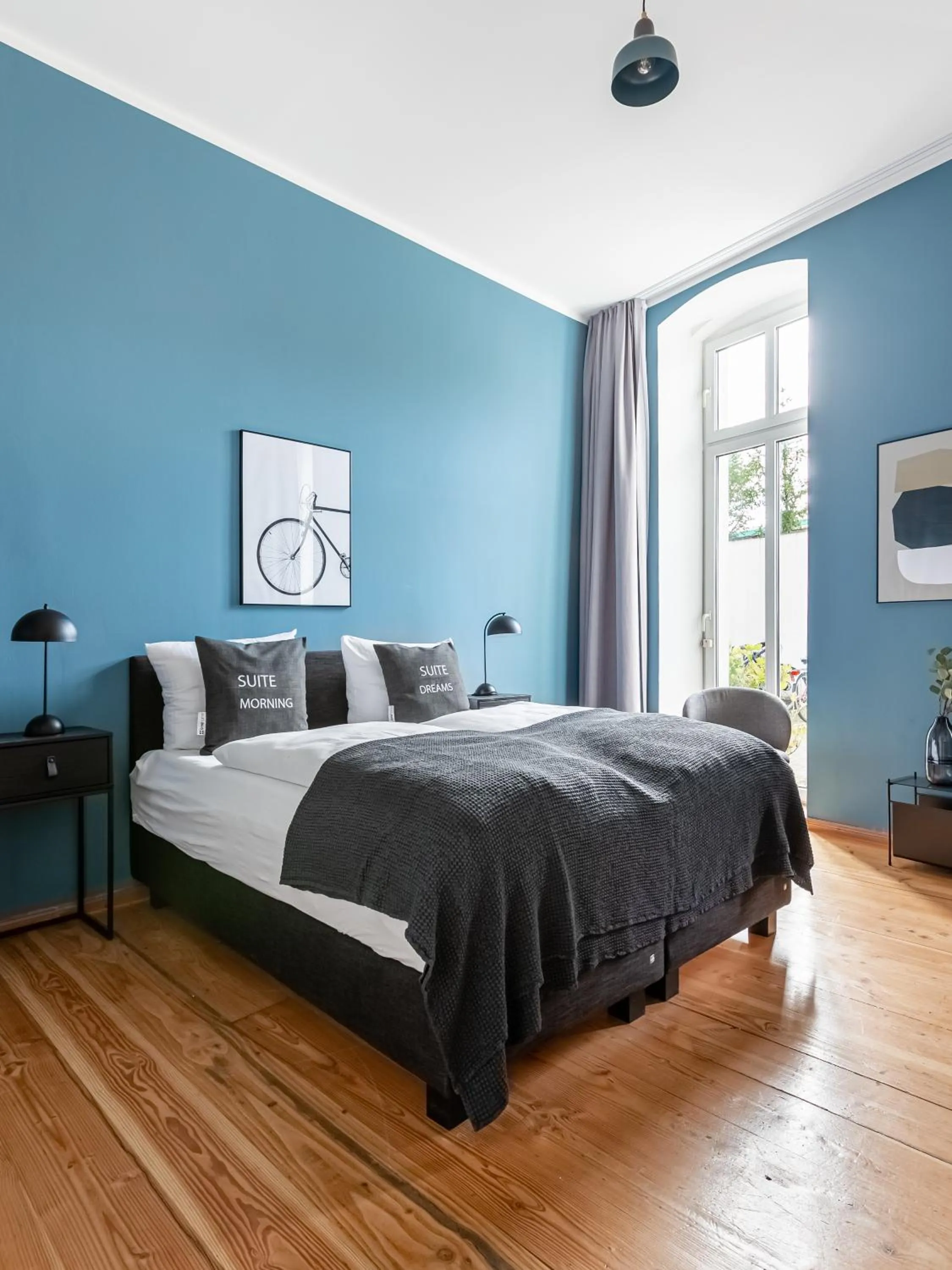 Bed in Limehome Berlin Malmöer Straße