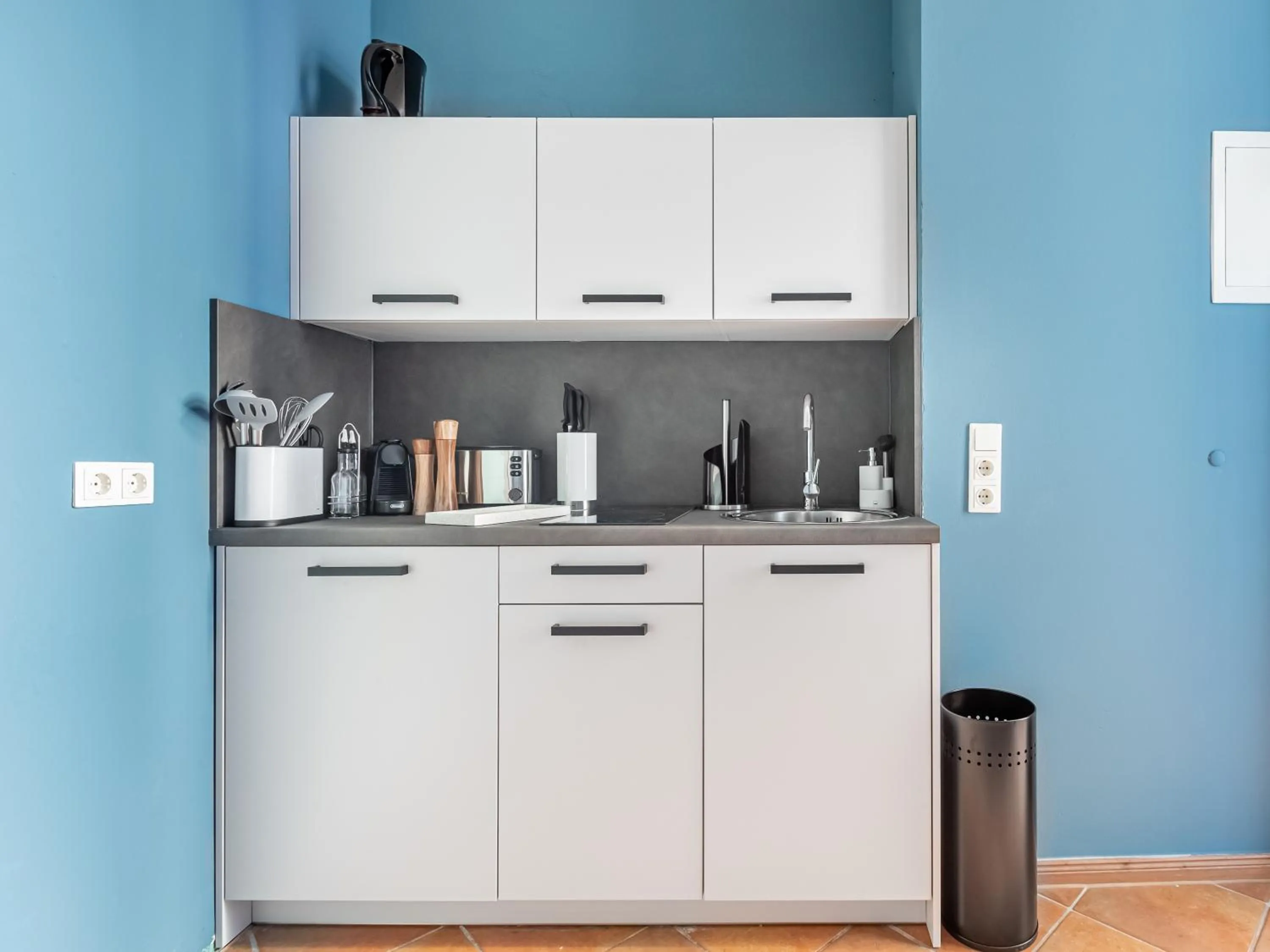 Coffee/tea facilities in Limehome Berlin Malmöer Straße