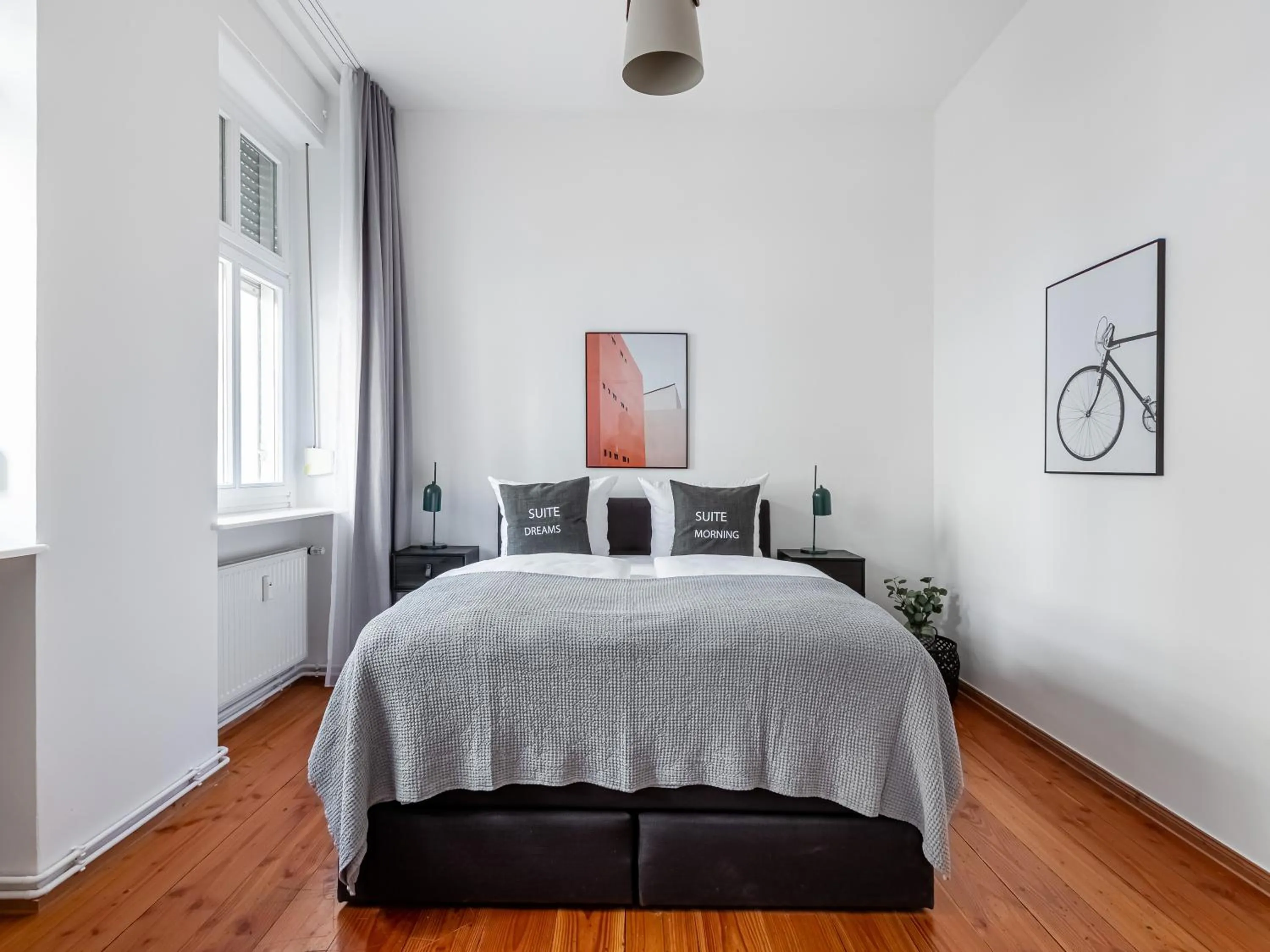 Bed in Limehome Berlin Malmöer Straße