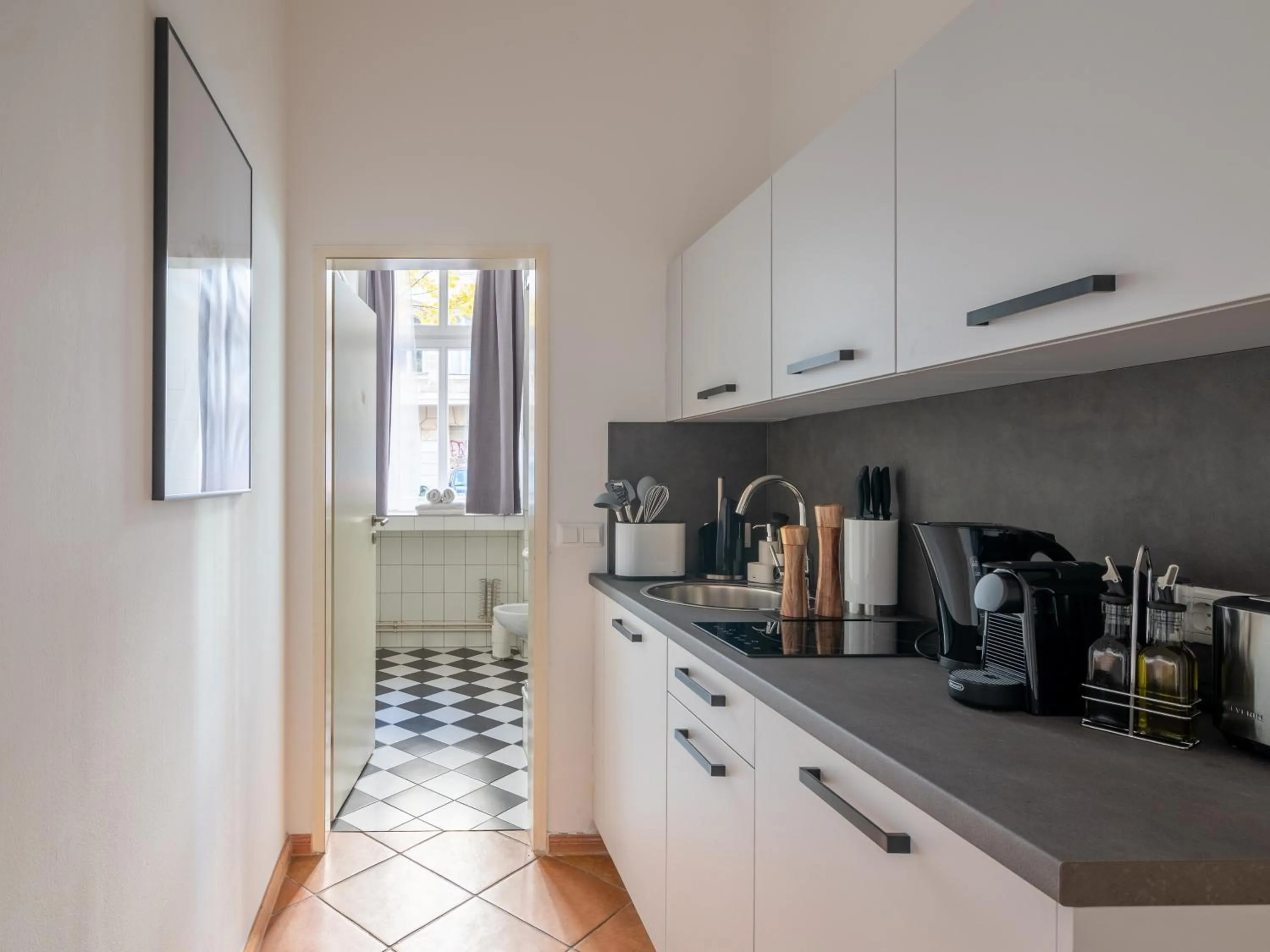 Coffee/tea facilities in Limehome Berlin Malmöer Straße