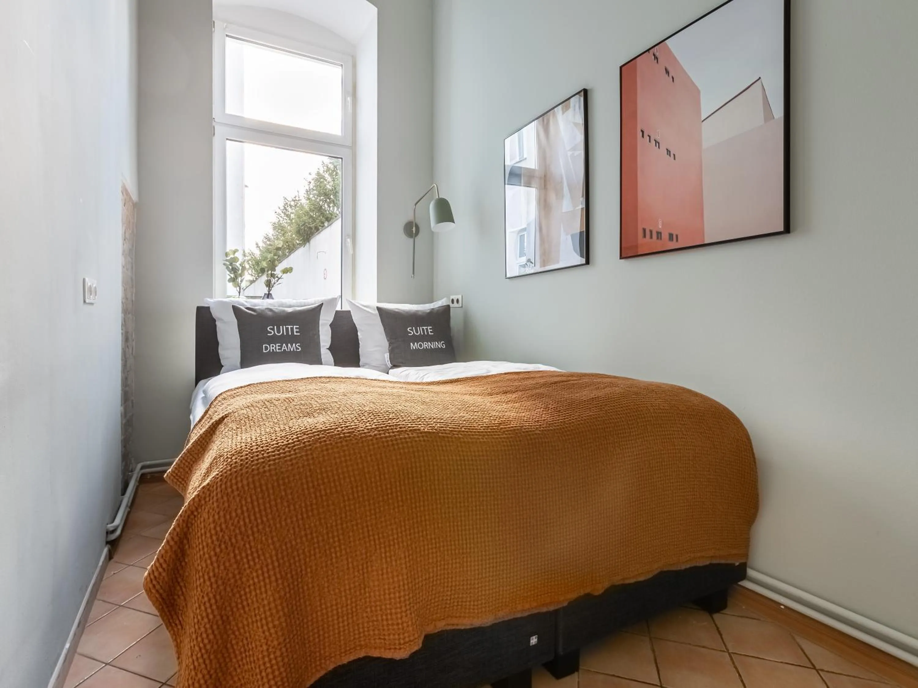 Bed in Limehome Berlin Malmöer Straße