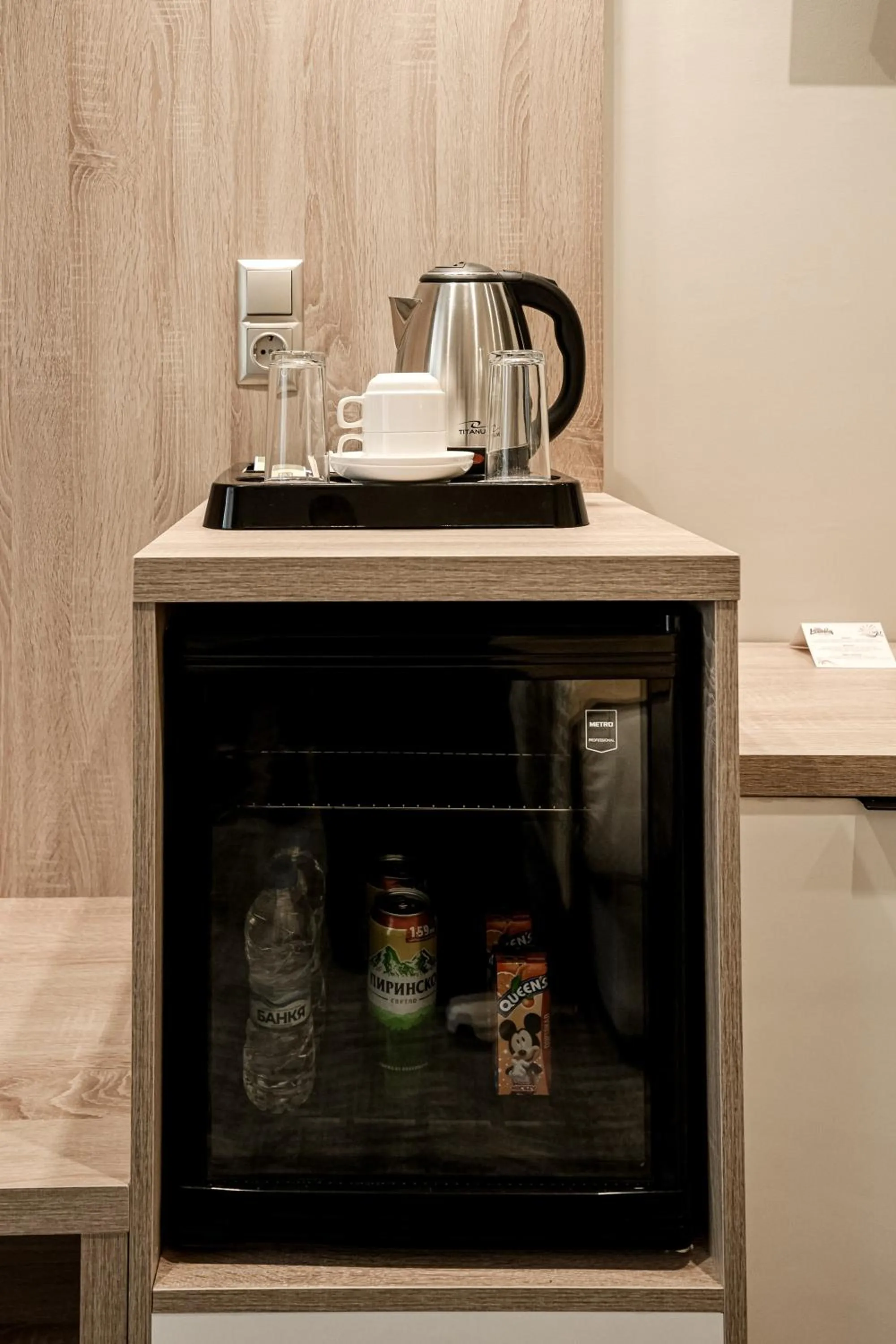 Coffee/tea facilities in Hotel Laguna Park Sunrise