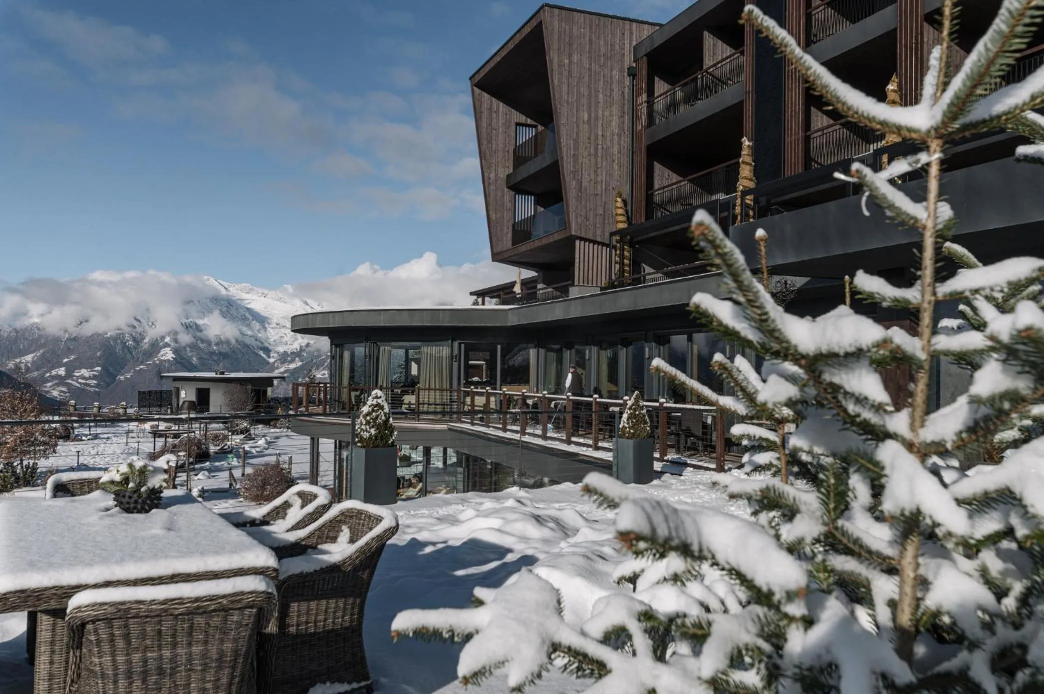 Property building in Chalet Mirabell