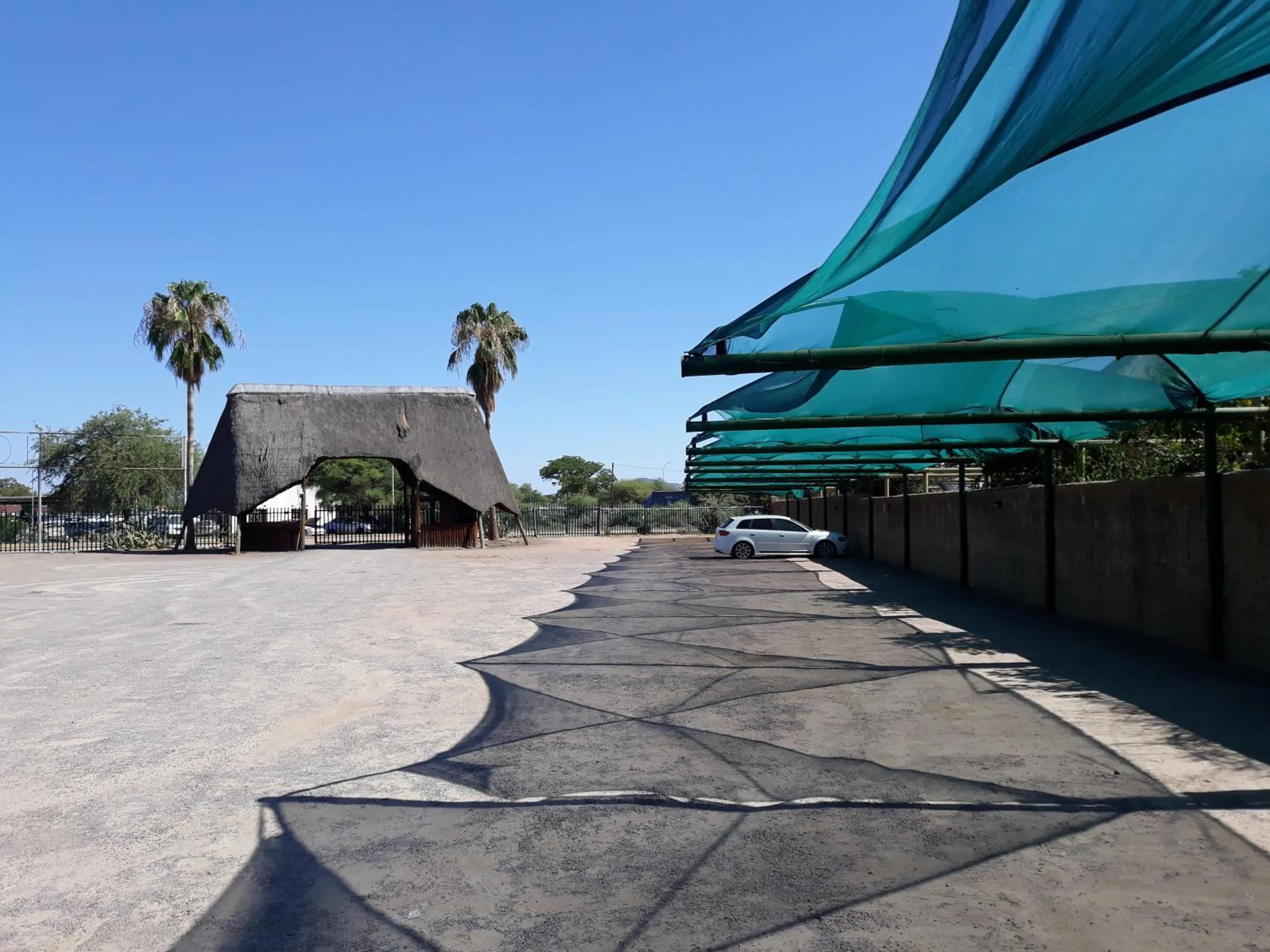 Parking in The Big Five Lodge
