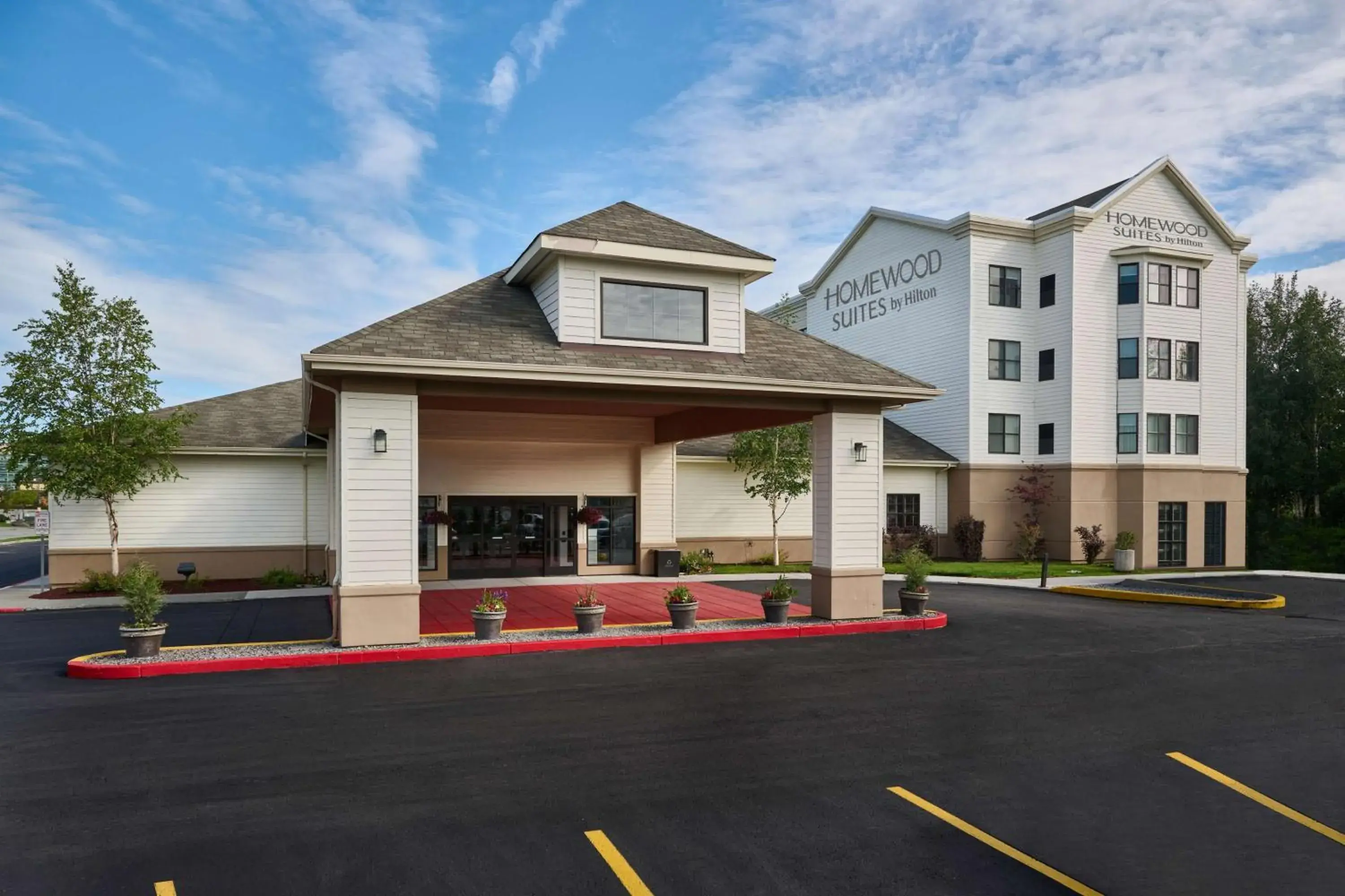 Property building in Homewood Suites by Hilton Anchorage Property building in Homewood Suites by Hilton Anchorage
