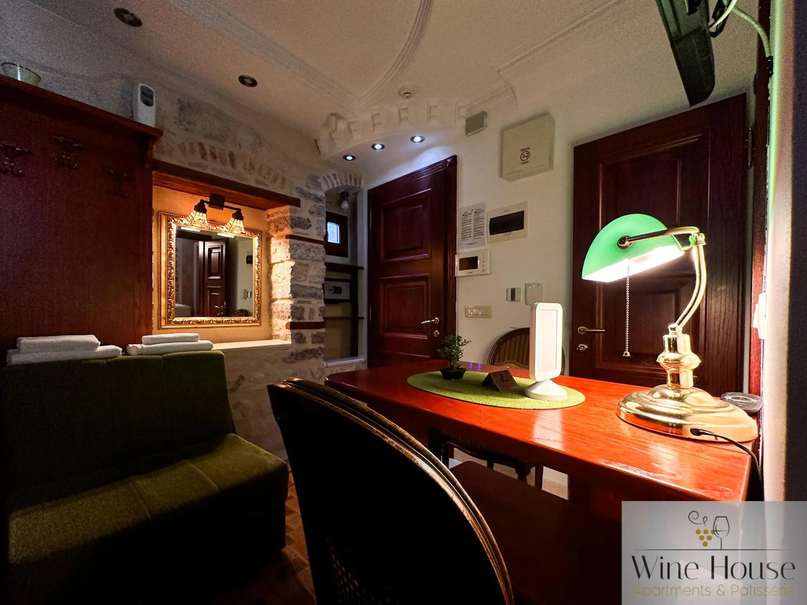 Apartments Wine House Old Town